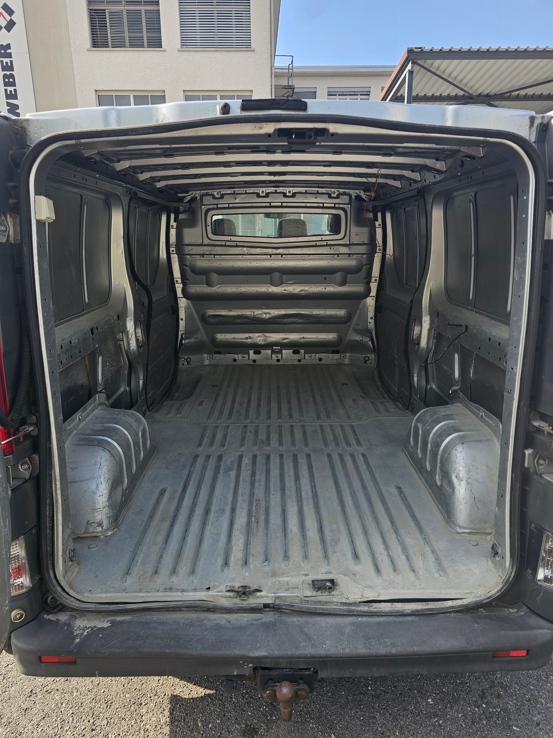 RENAULT Trafic 2.0 dCi 115 2.9t L2H1-image-7