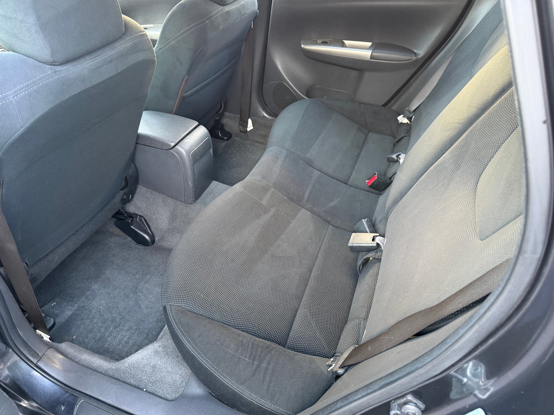 SUBARU Impreza 1.5R Swiss-image-8
