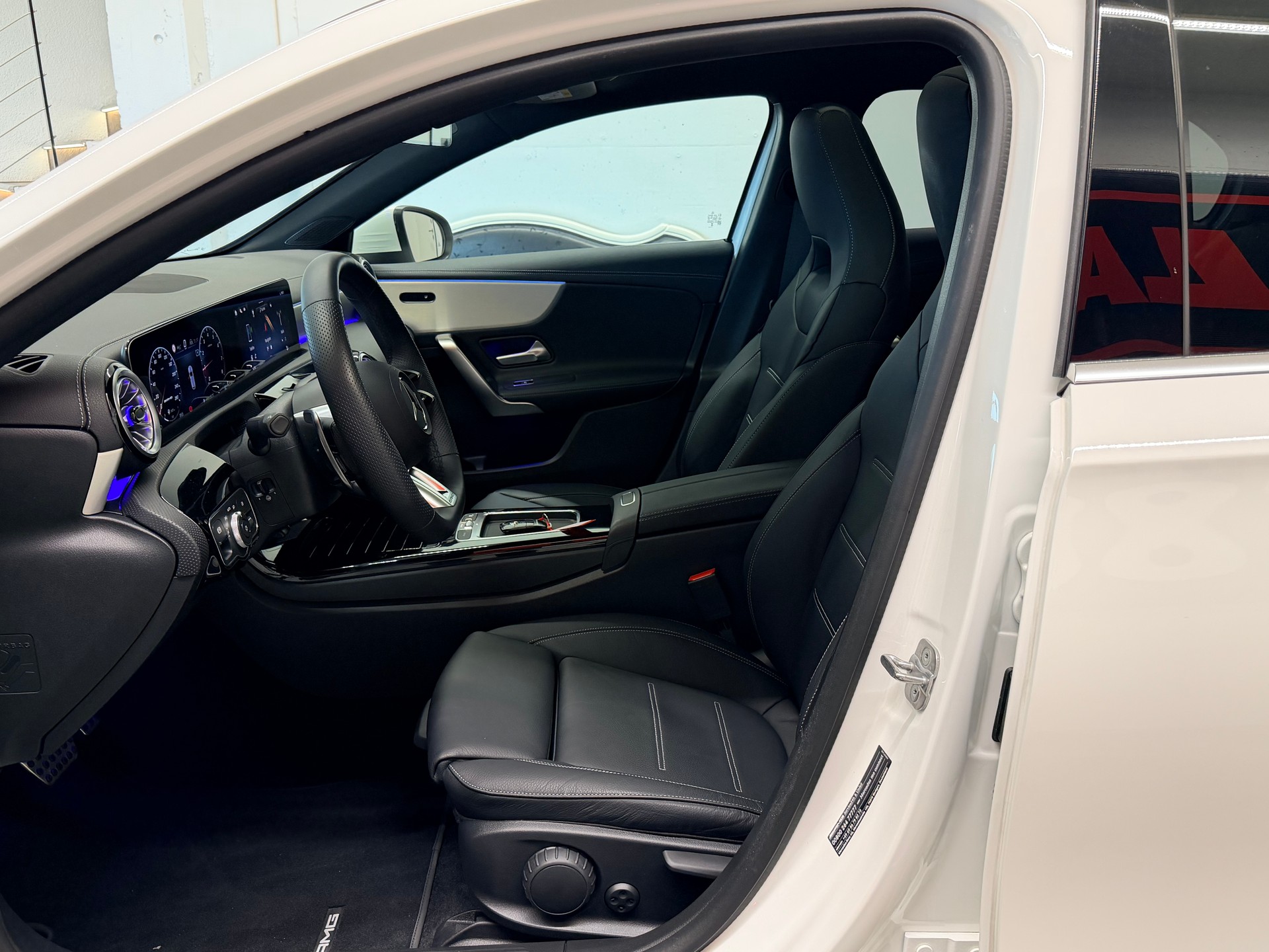 MERCEDES-BENZ A AMG 35 4Matic 8G-DCT-image-13