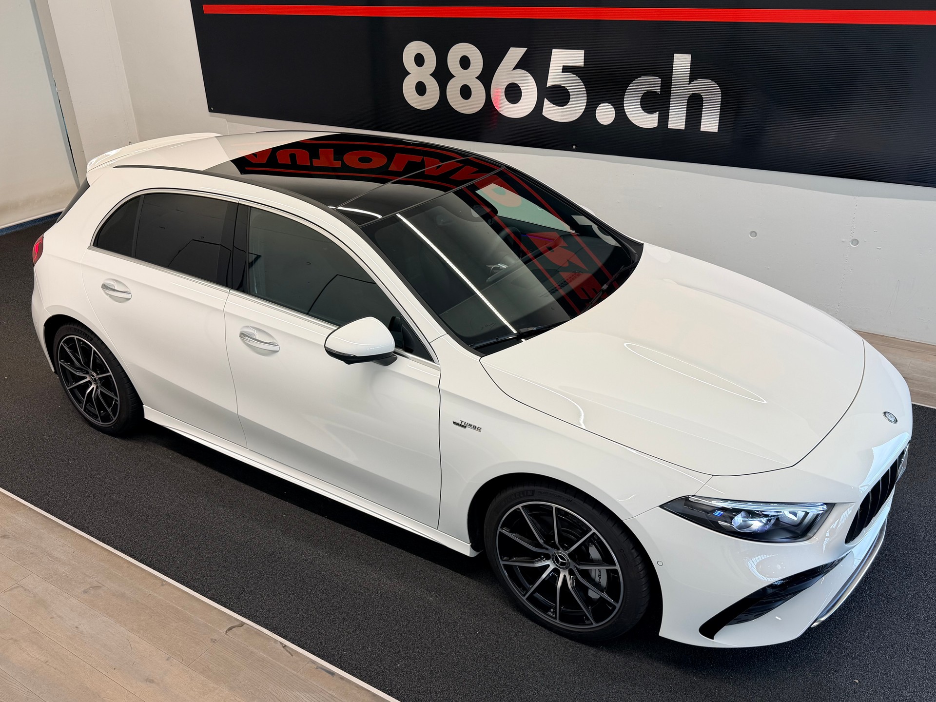 MERCEDES-BENZ A AMG 35 4Matic 8G-DCT-image-4