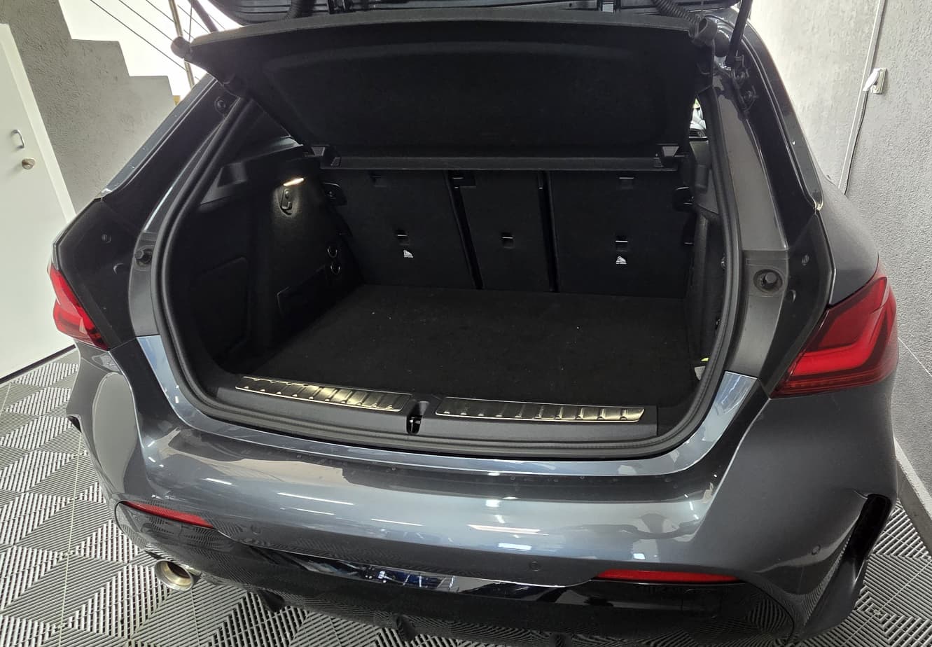 BMW 118i Steptronic M Sport-image-4