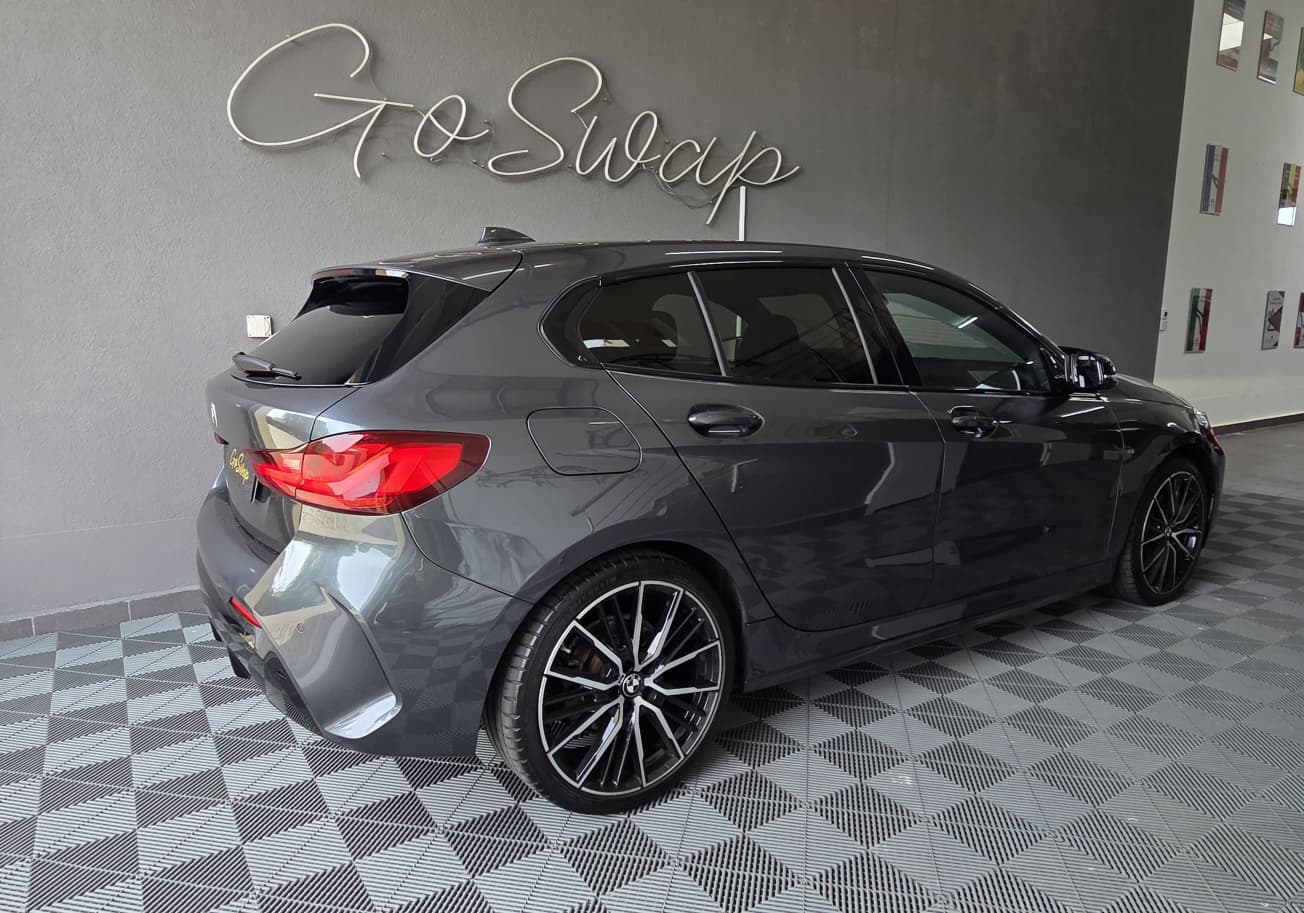 BMW 118i Steptronic M Sport-image-2