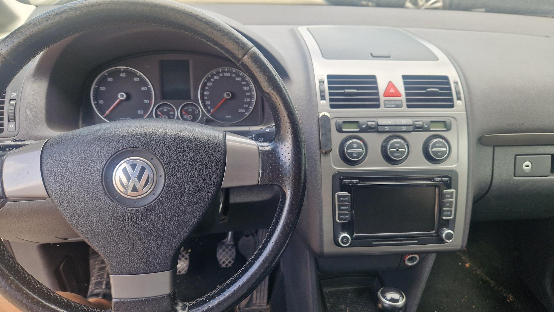 VW CrossTouran 1.4 TSI-image-7