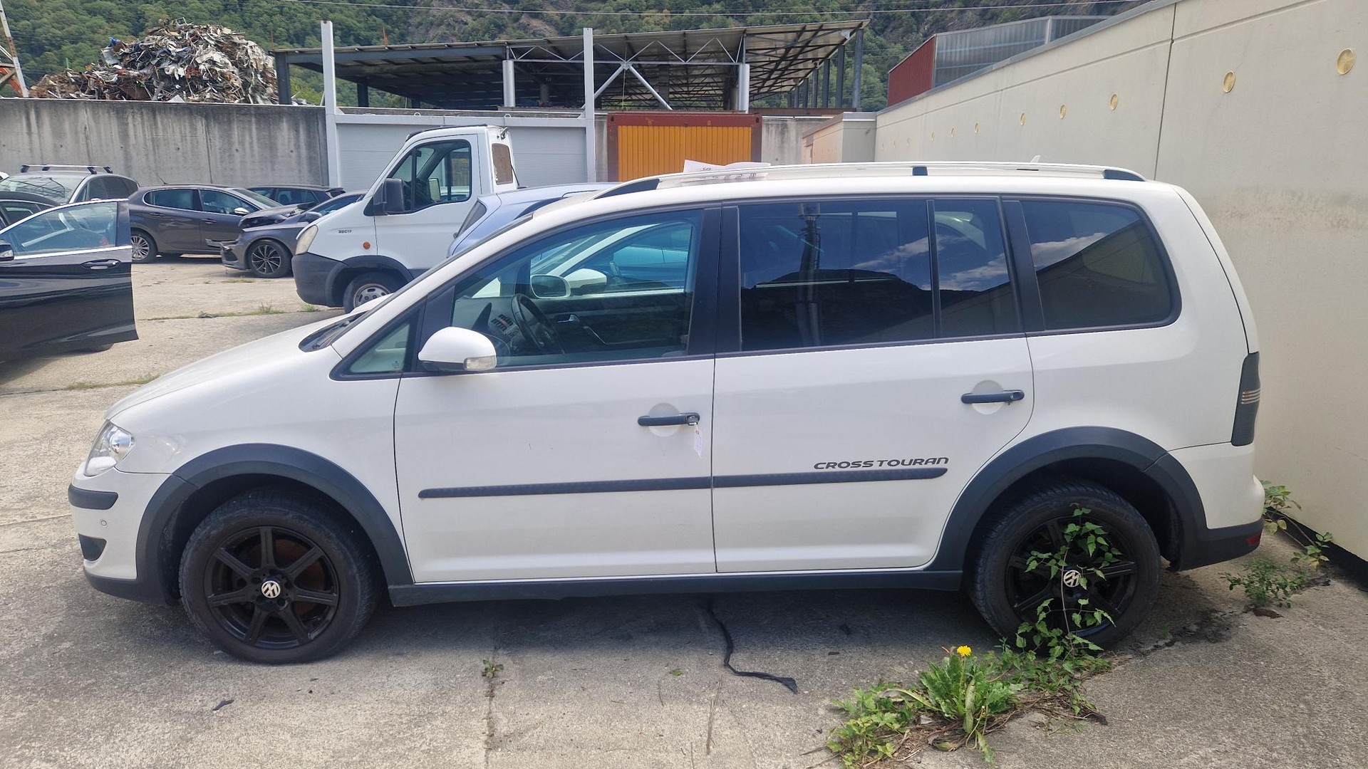 VW CrossTouran 1.4 TSI-image-1