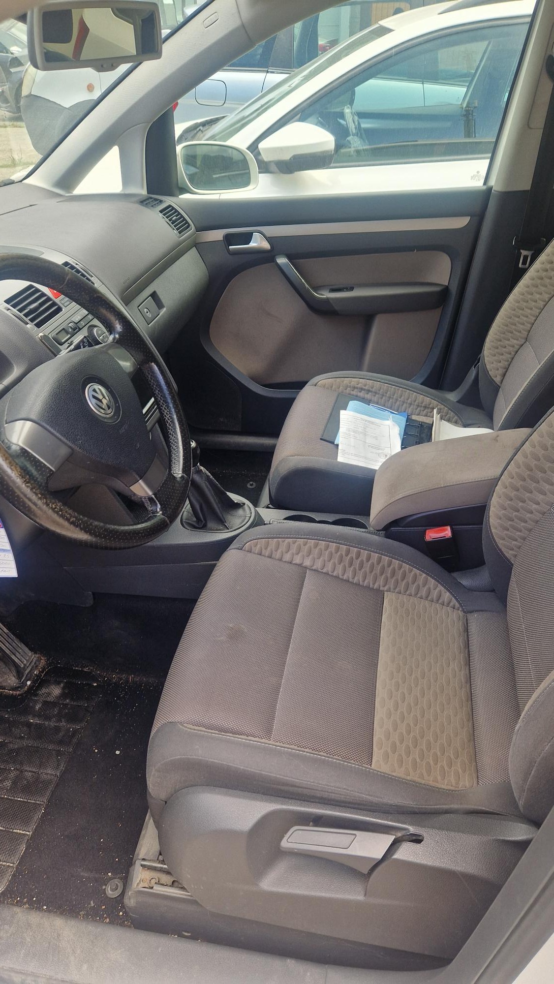 VW CrossTouran 1.4 TSI-image-8