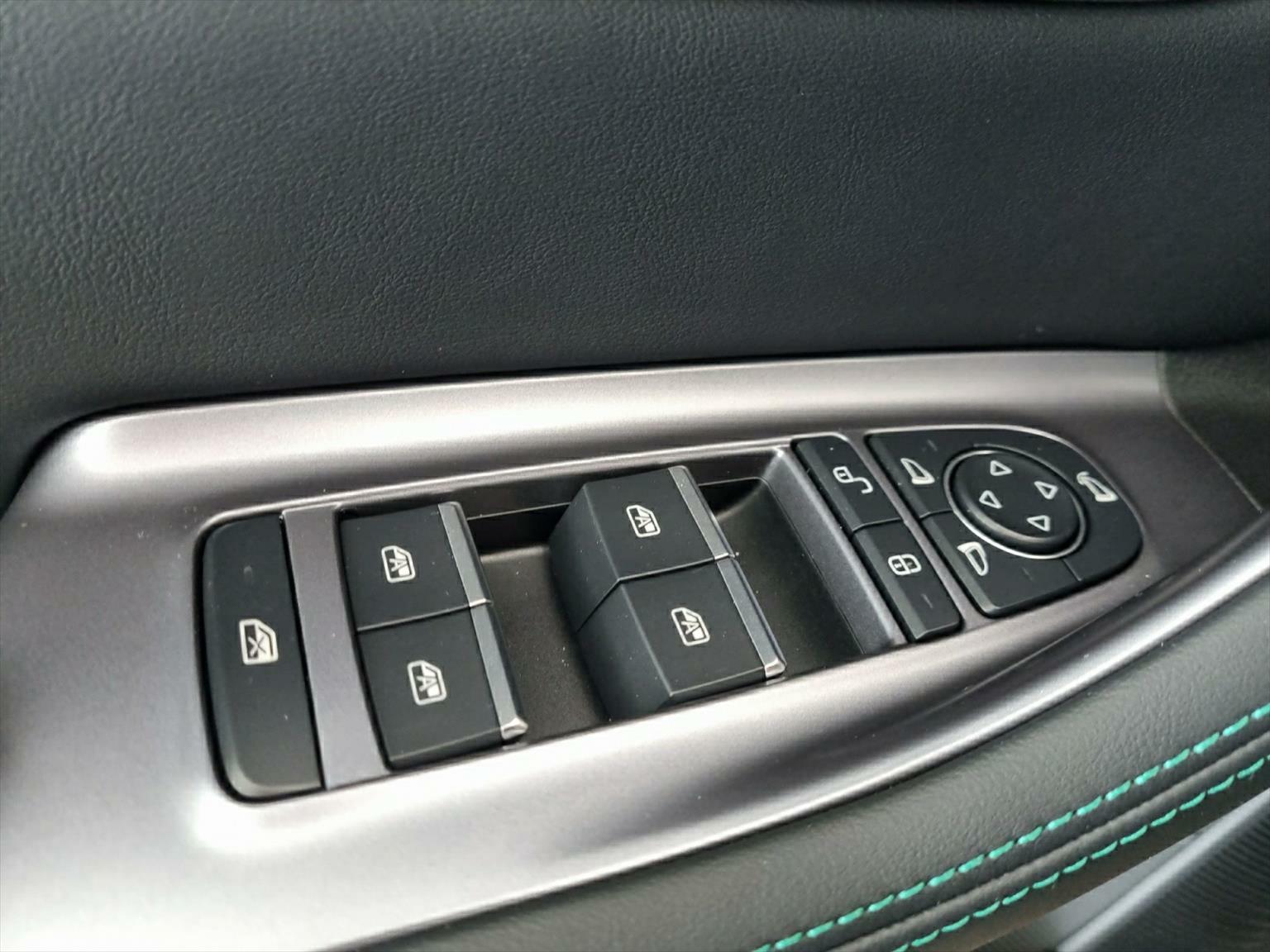BYD Seal U DM-i Design AWD-image-8