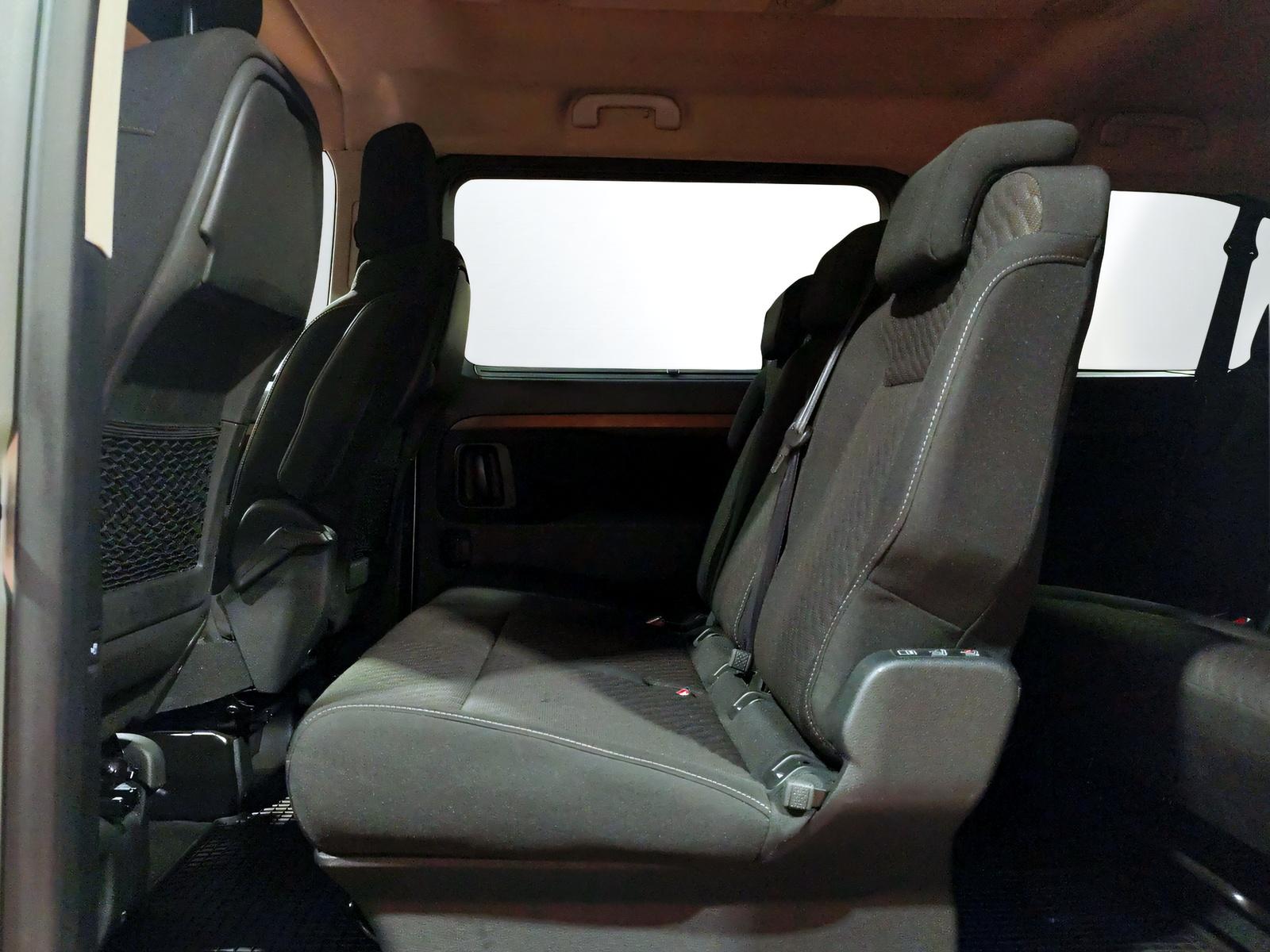 TOYOTA PROACE Verso L1 2.0 D Trend 4x4-image-15
