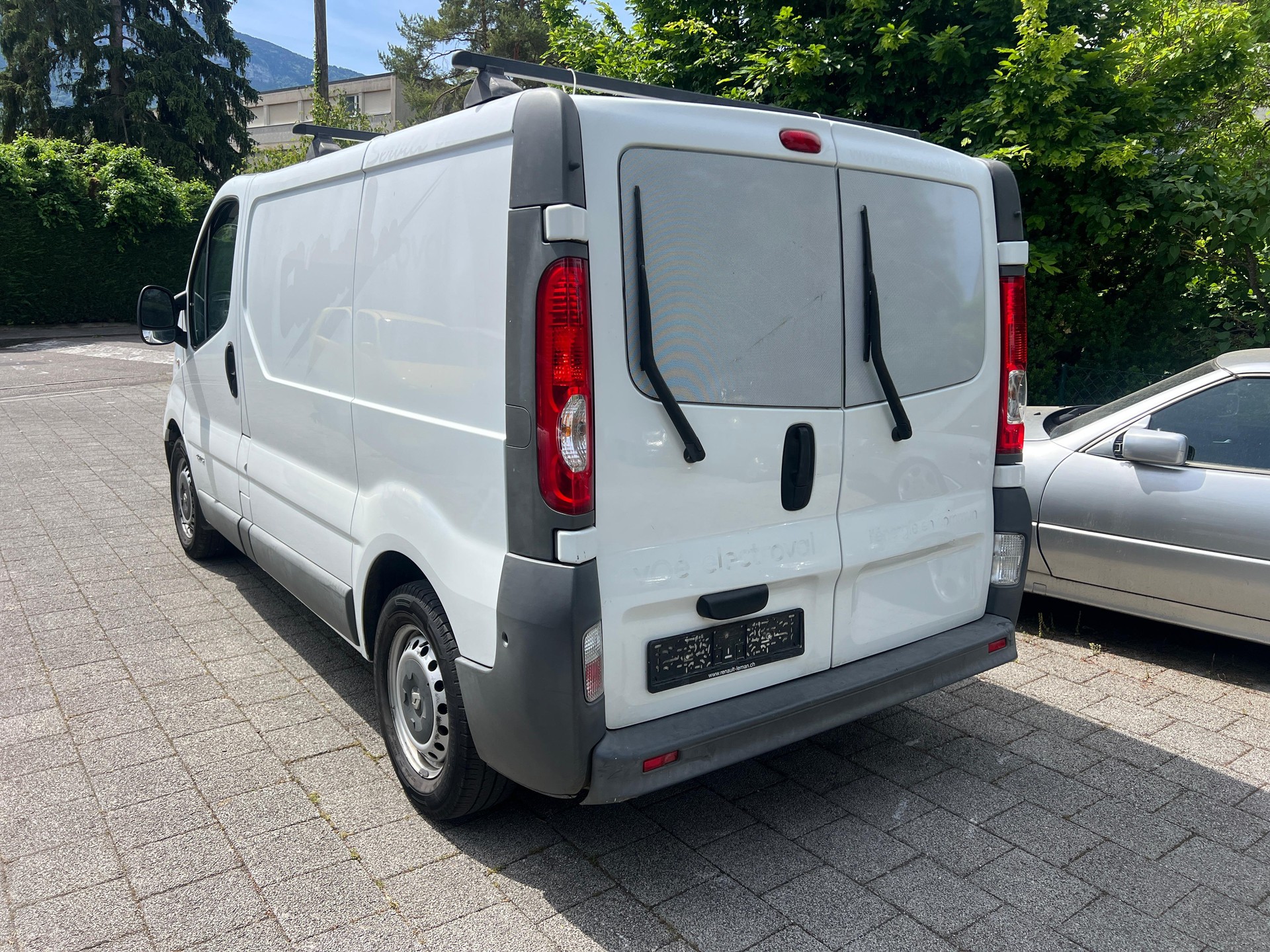 RENAULT Trafic 2.0 dCi 115 2.9t L2H1-image-6