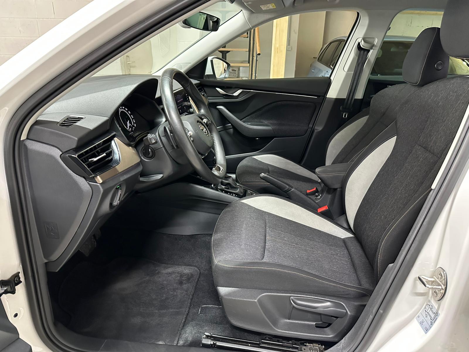 SKODA Kamiq 1.0 TSI Style DSG-image-8