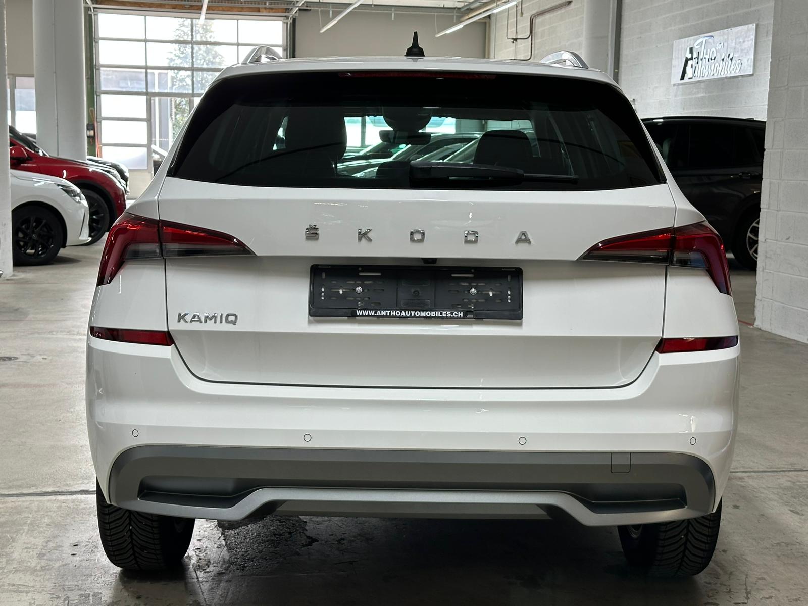 SKODA Kamiq 1.0 TSI Style DSG-image-6