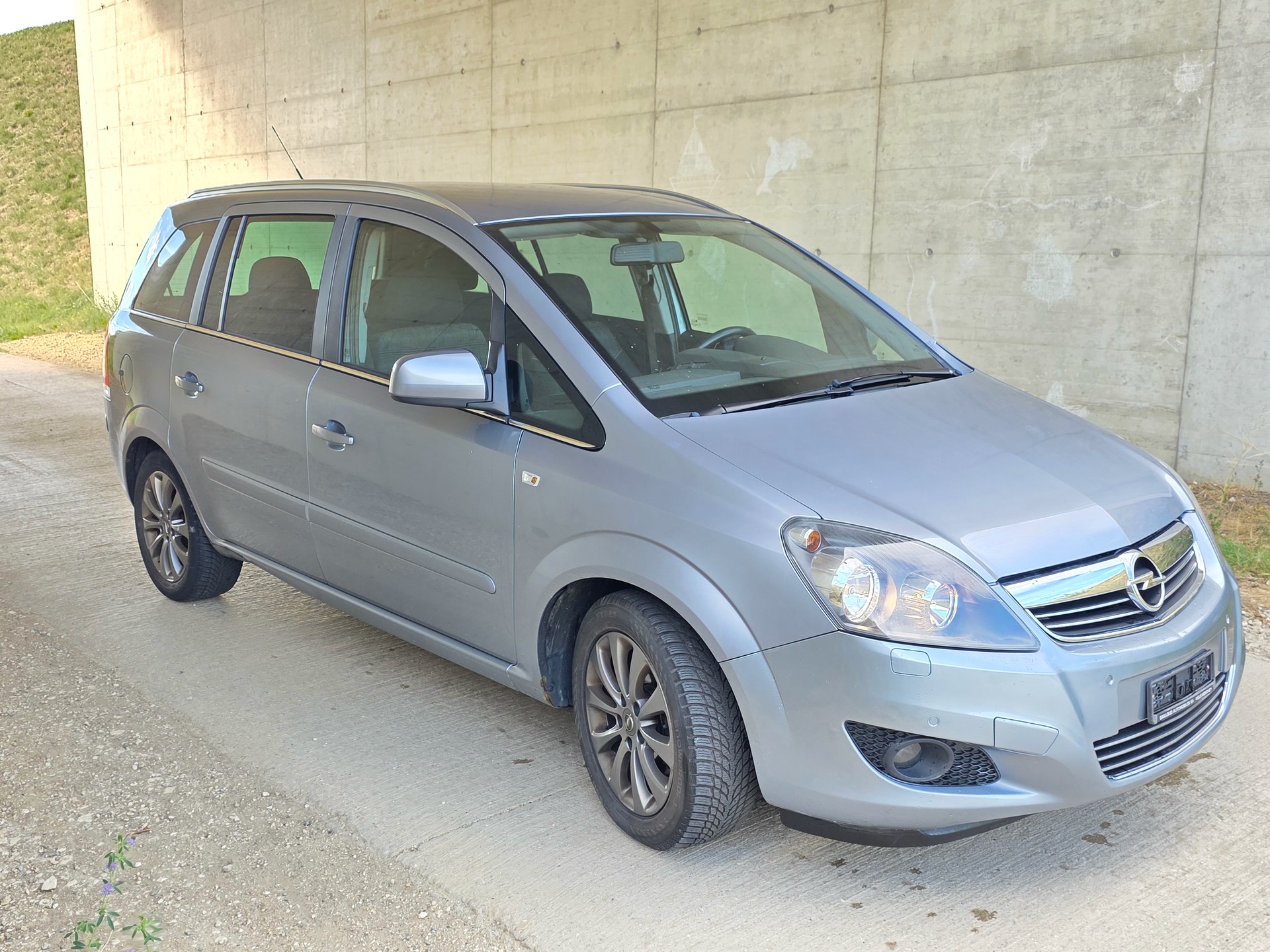 OPEL Zafira 1.8i 16V Enjoy-image-2