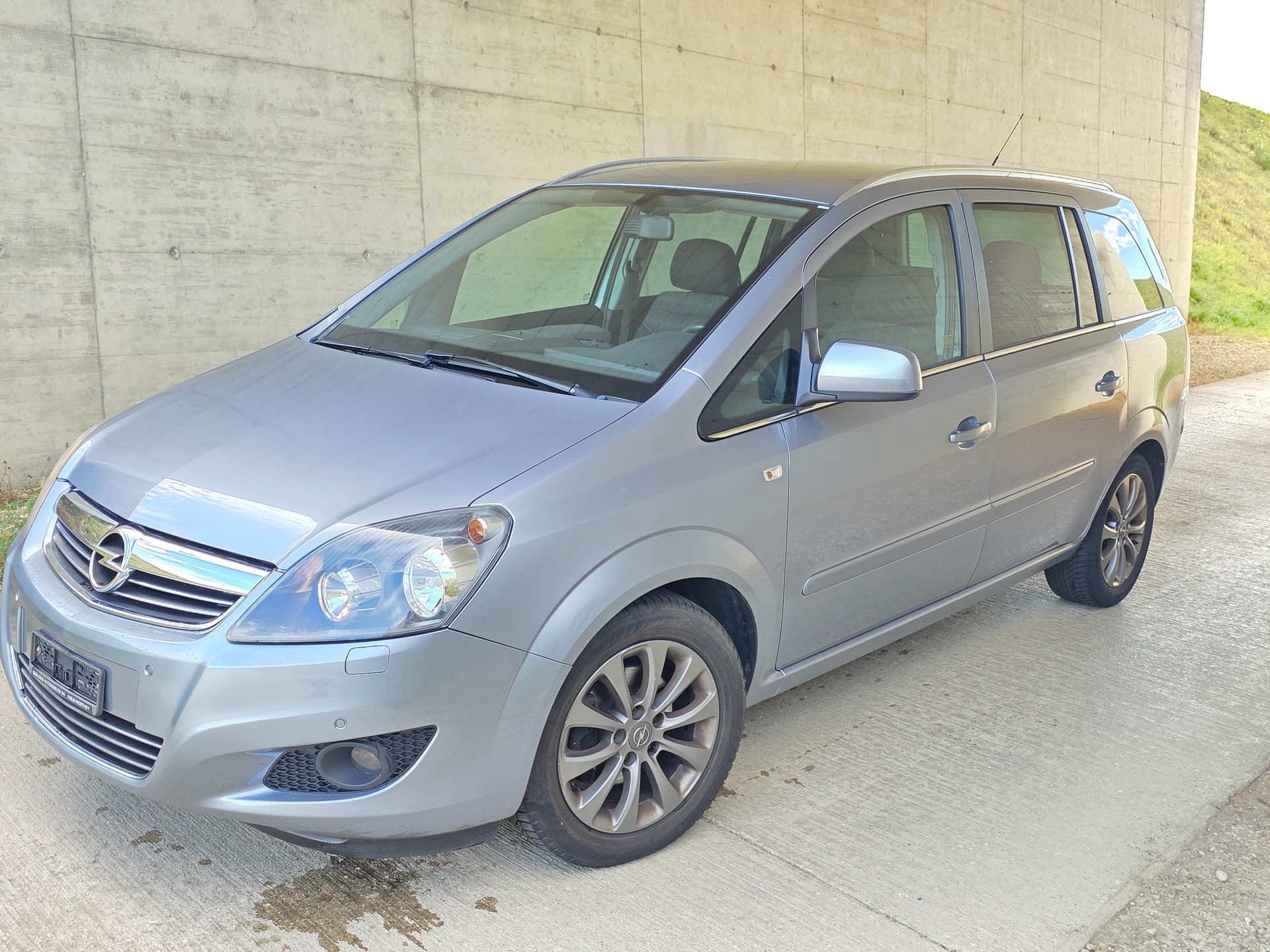 OPEL Zafira 1.8i 16V Enjoy