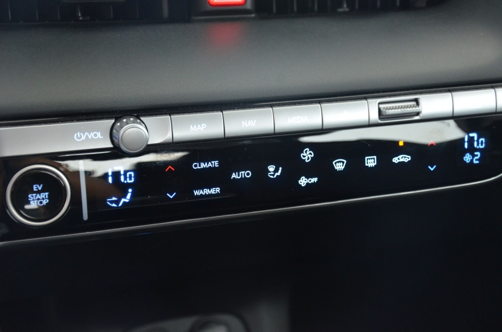 HYUNDAI Ioniq 5 Style Plus 4WD-image-23