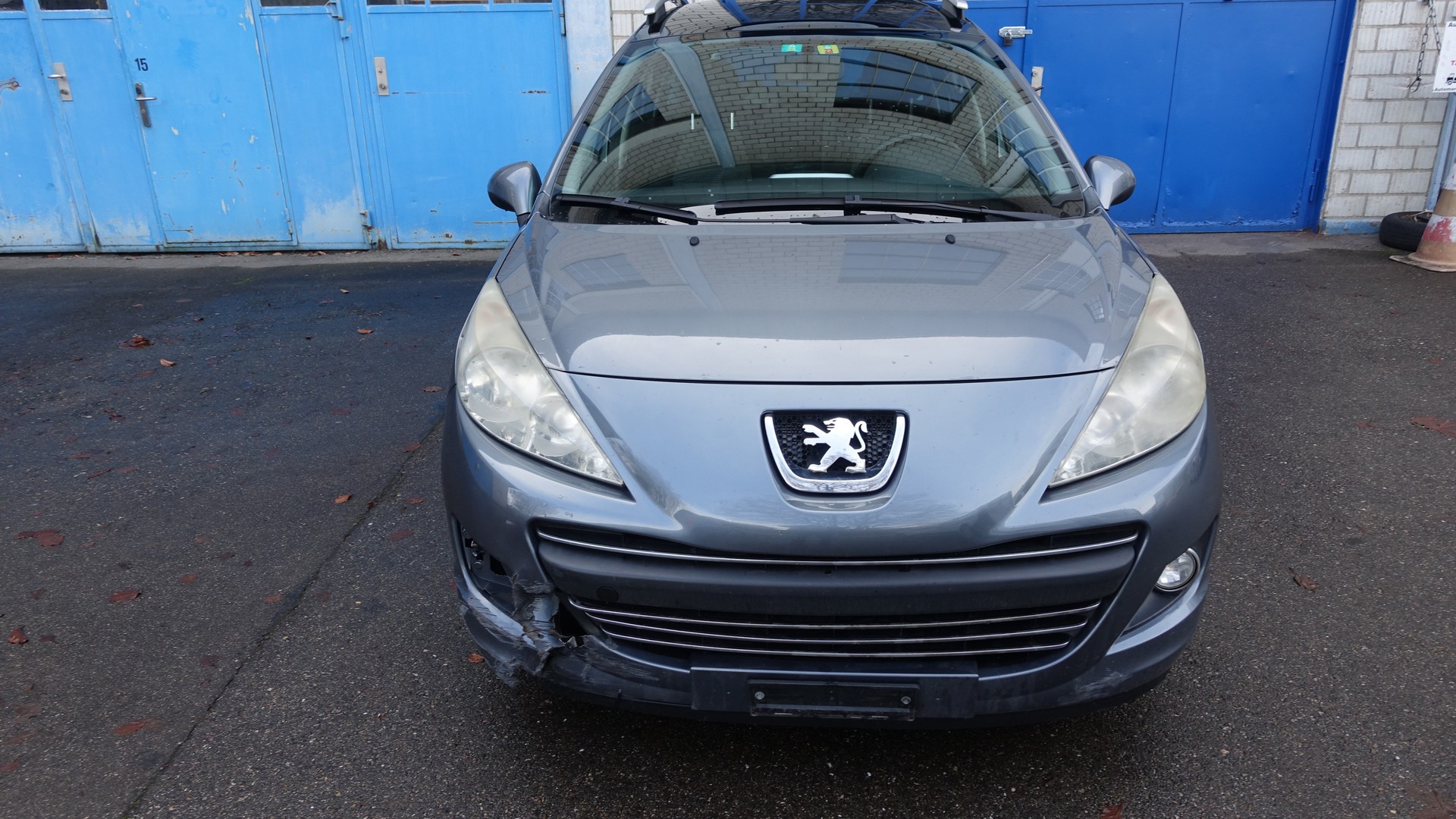 PEUGEOT 207 SW 1.6 HDI Sport-image-3