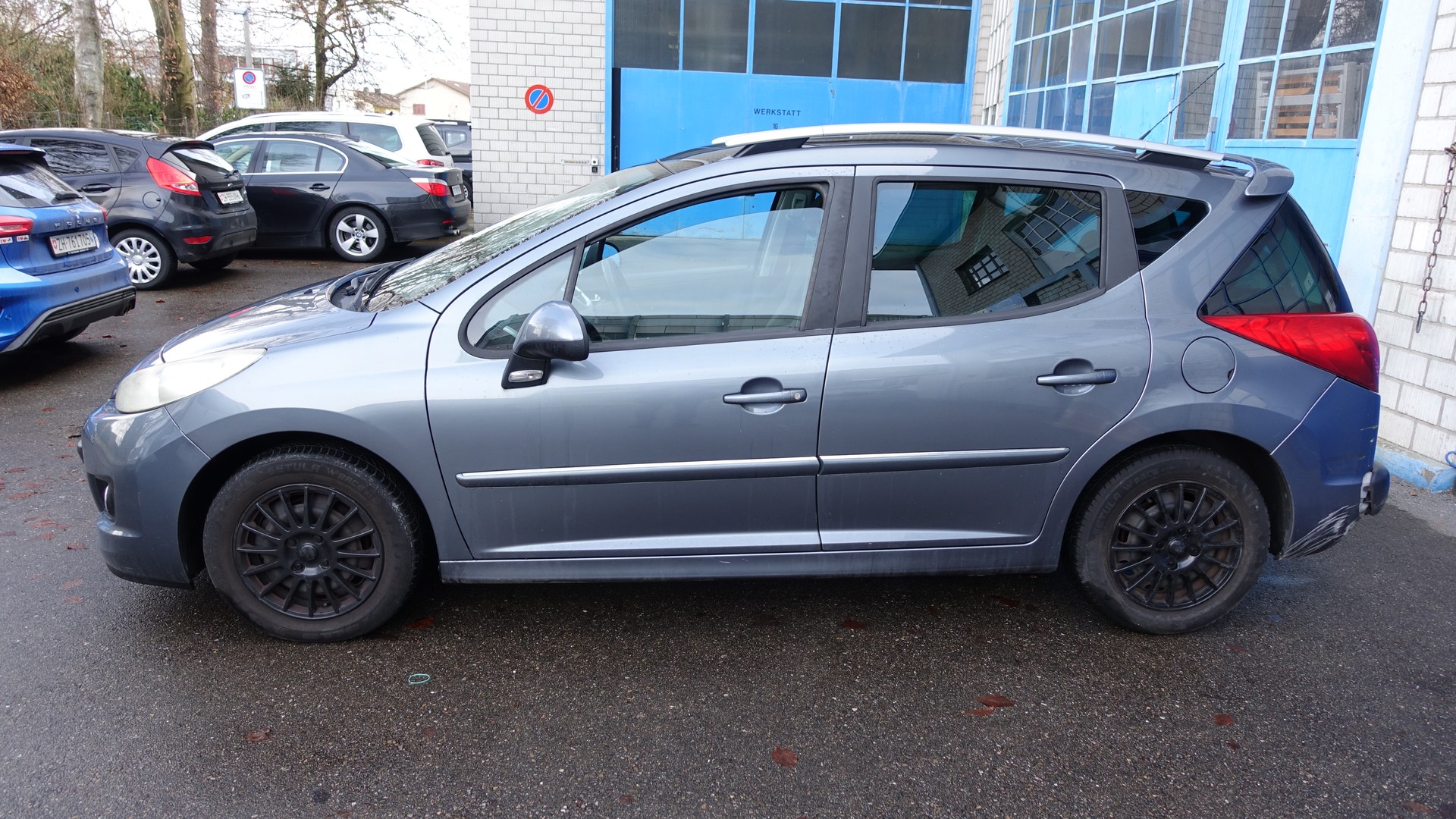 PEUGEOT 207 SW 1.6 HDI Sport-image-1