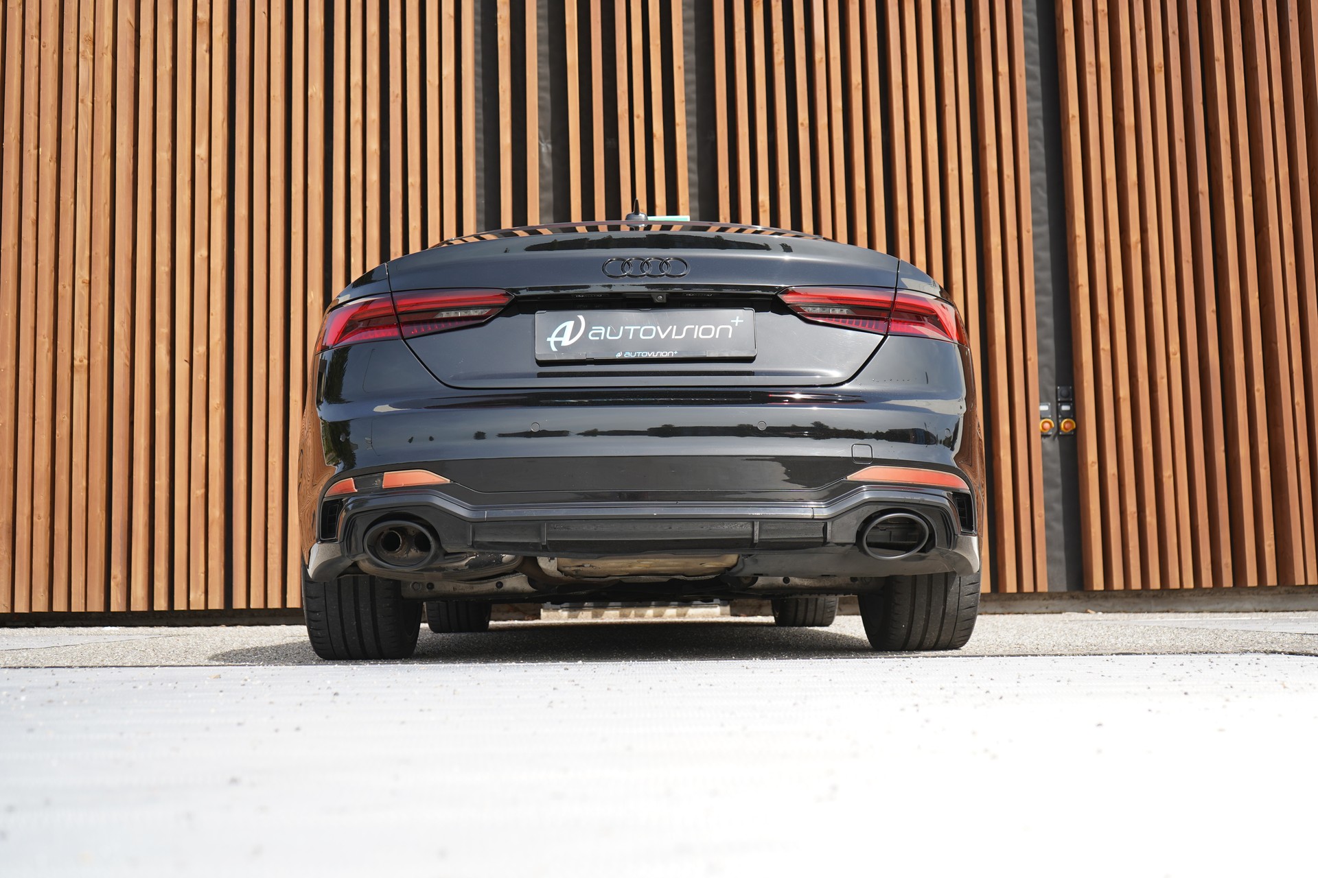 AUDI A5 COUPÉ 2.0 TDI SPORT BLACK S-TRONIC l 190 PS-image-17