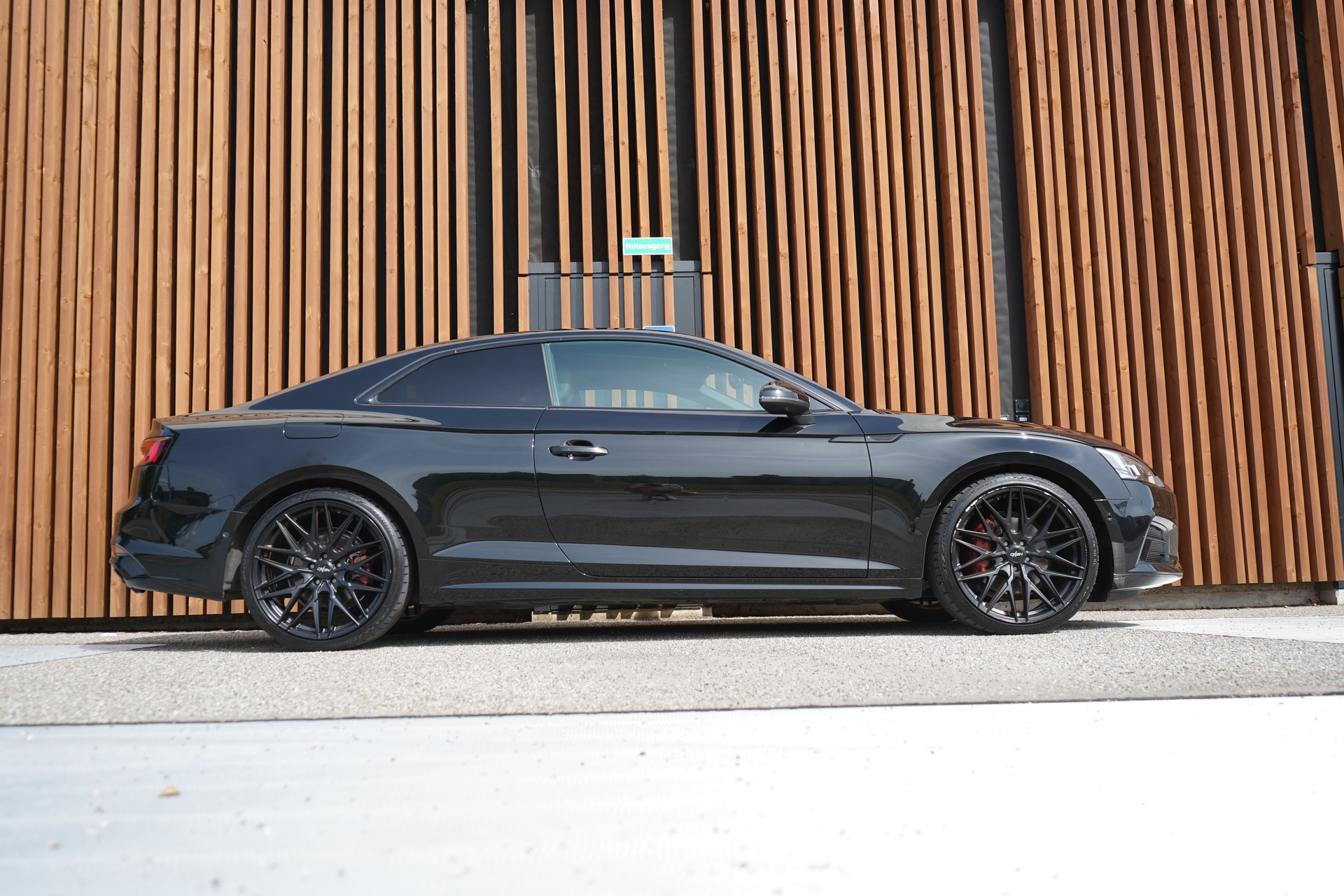 AUDI A5 COUPÉ 2.0 TDI SPORT BLACK S-TRONIC l 190 PS-image-2