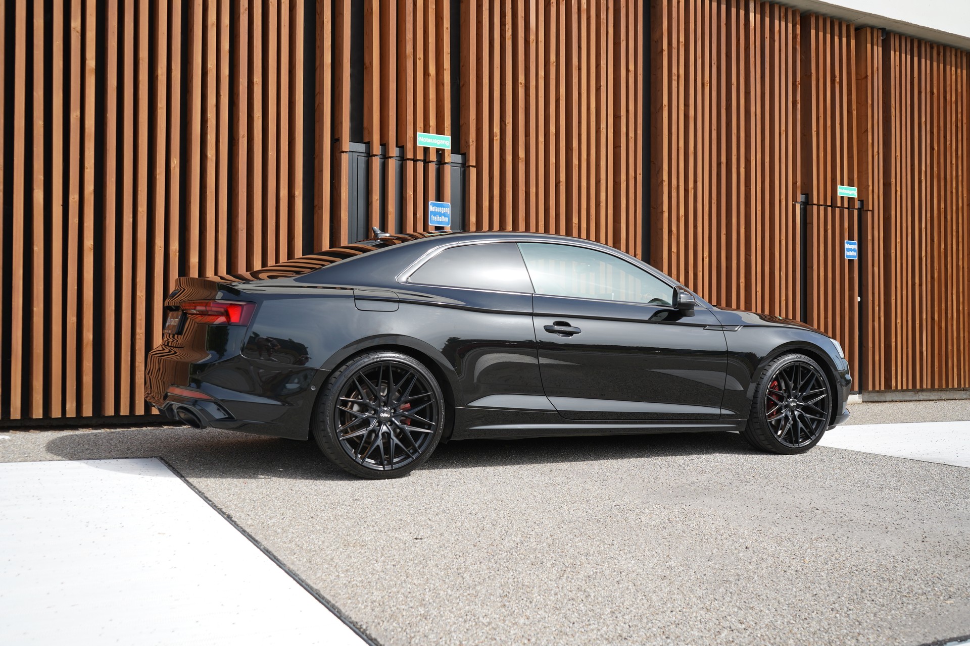AUDI A5 COUPÉ 2.0 TDI SPORT BLACK S-TRONIC l 190 PS-image-6