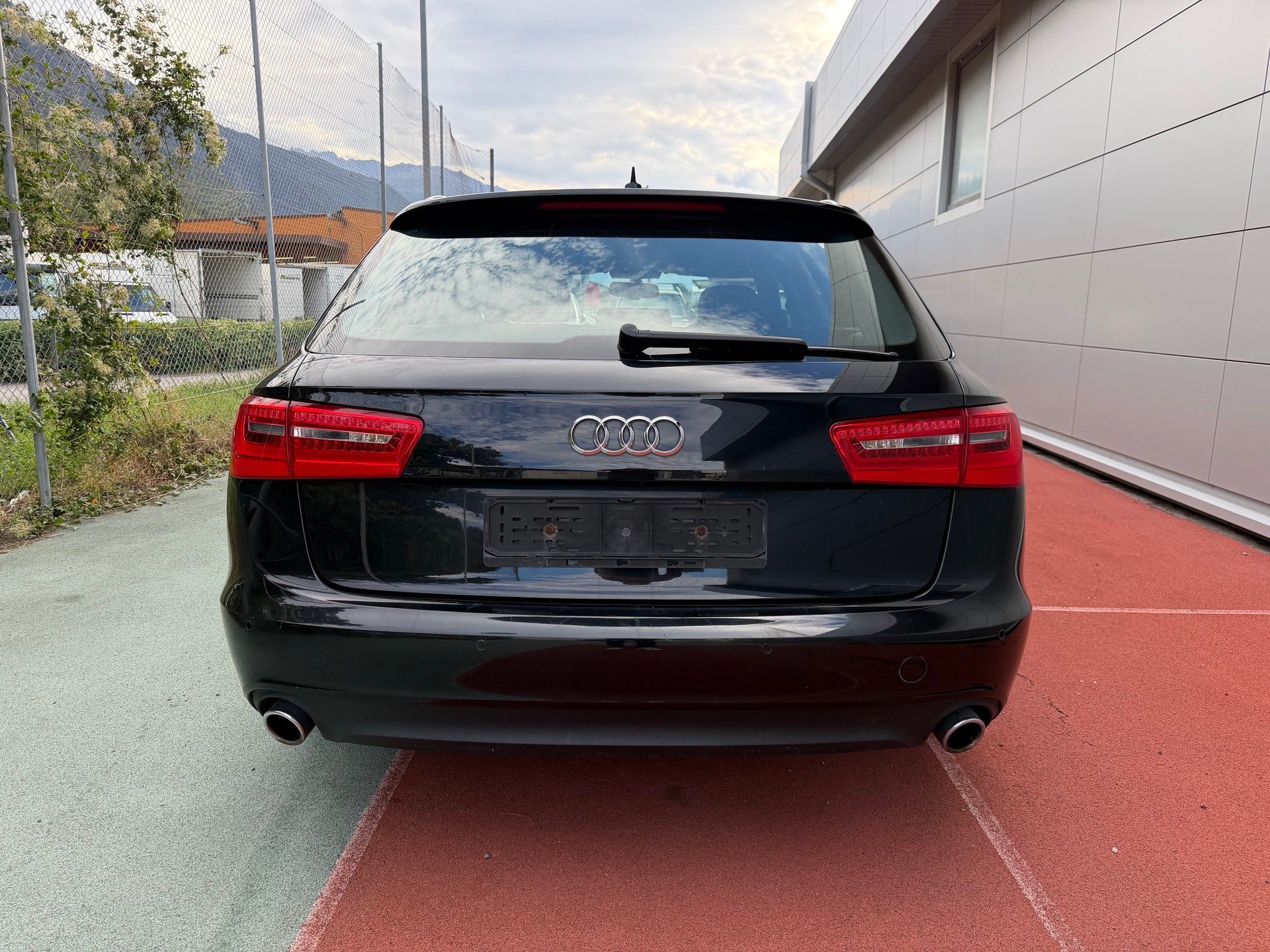 AUDI A6 Avant 3.0 TDI V6 quattro S-tronic-image-5