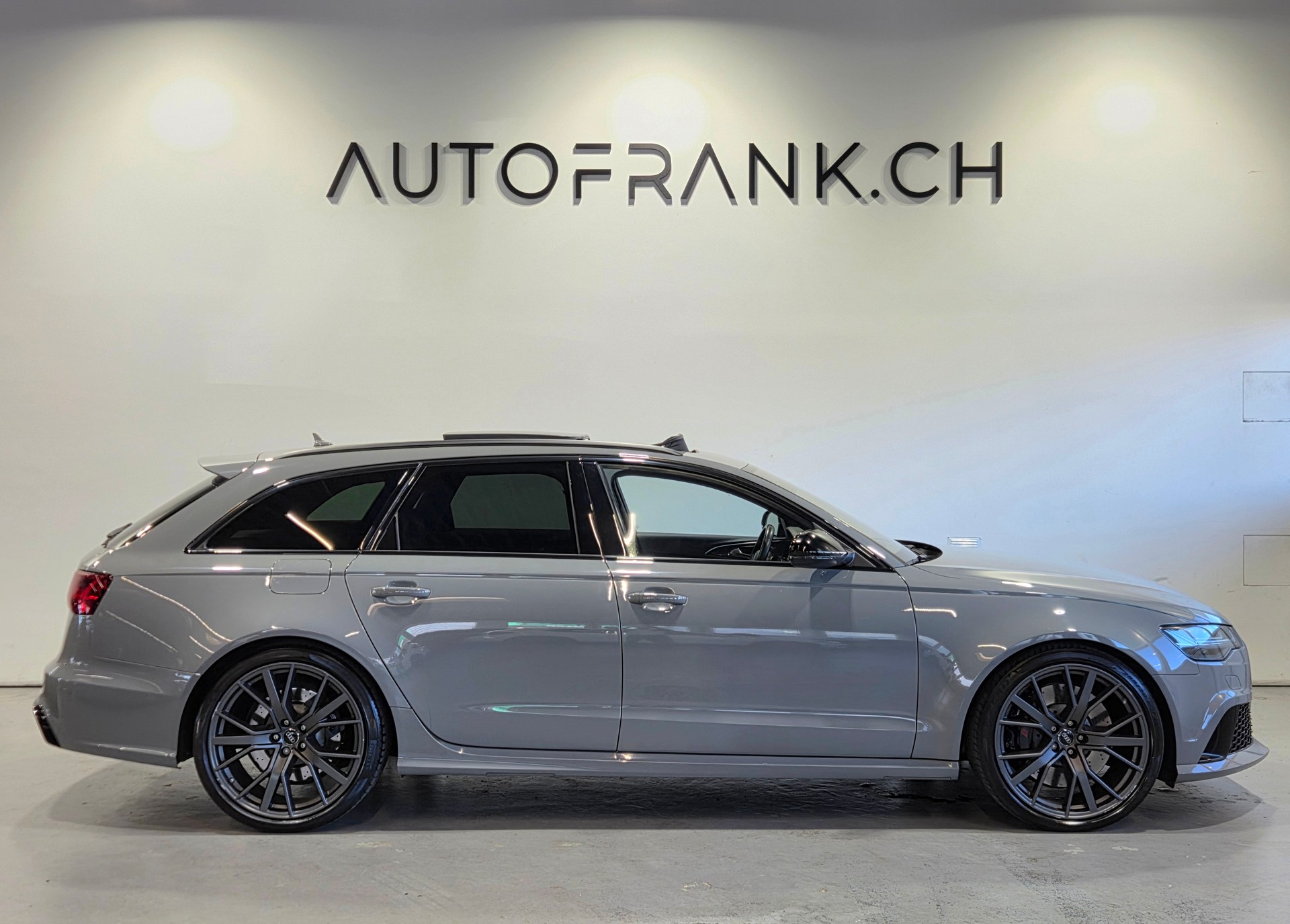 AUDI RS6 Avant 4.0 V8 TFSI perform. qu. T-Tr.-image-1