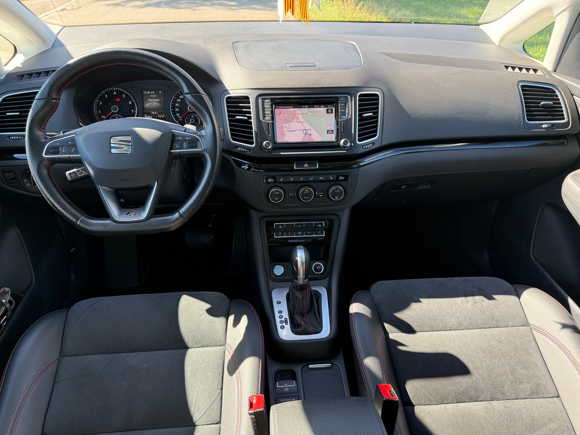 SEAT 1.4 TSI Hola FR DSG S/S-image-1