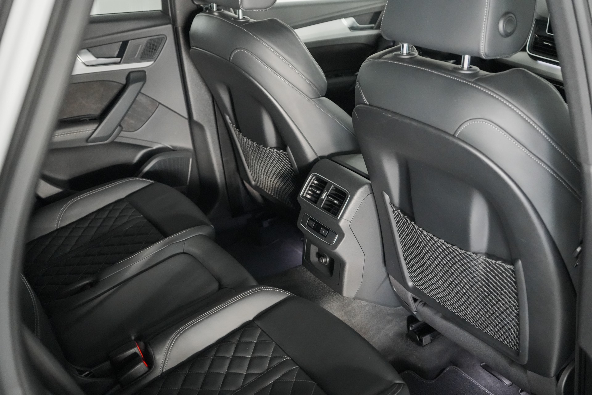 AUDI Q5 40 TDI sport quattro S-tronic-image-27