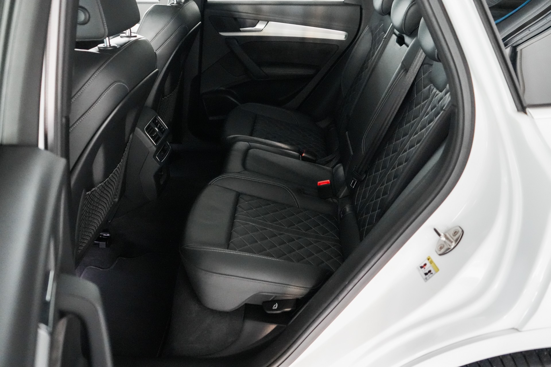 AUDI Q5 40 TDI sport quattro S-tronic-image-22