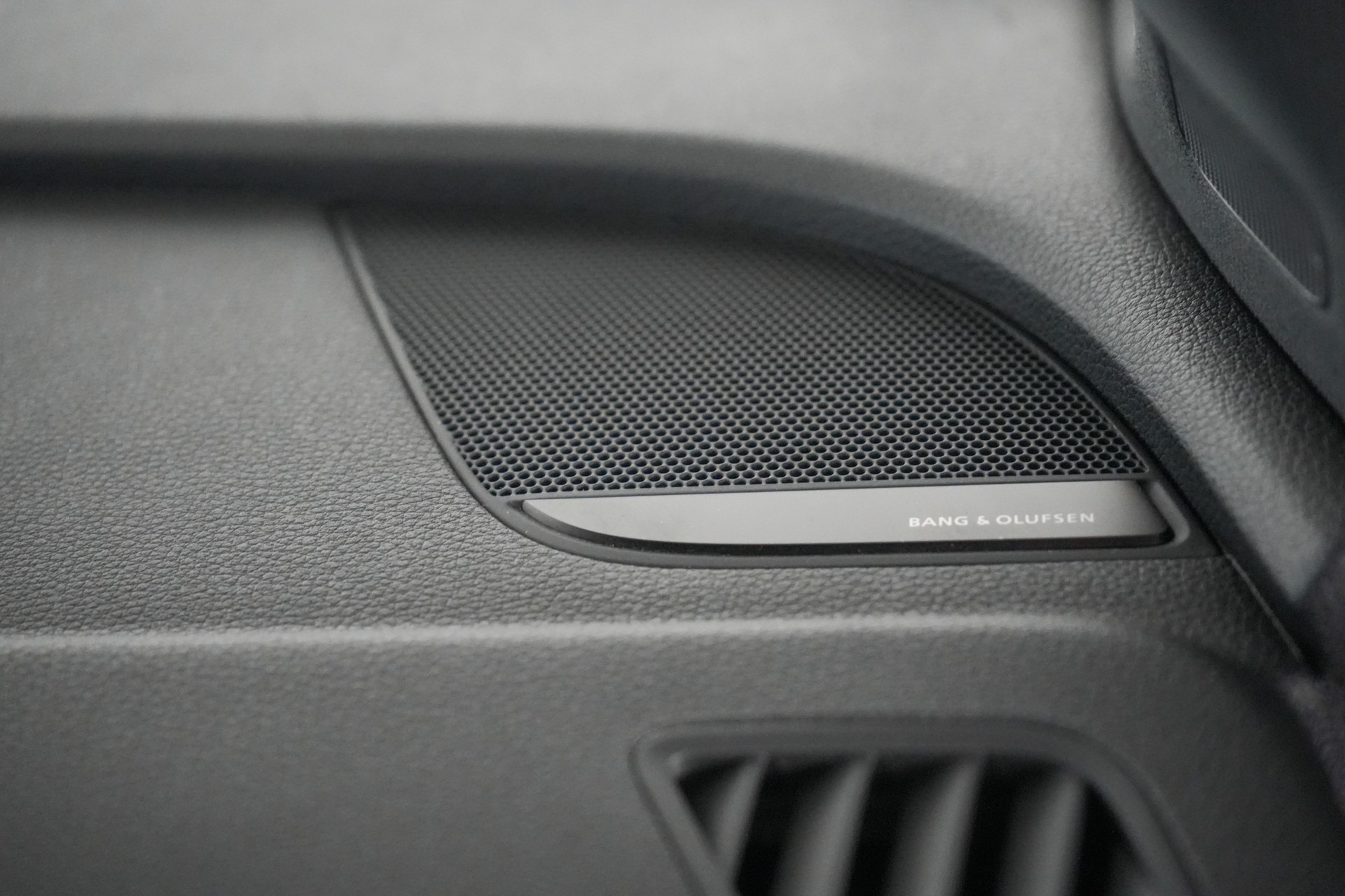AUDI Q5 40 TDI sport quattro S-tronic-image-20
