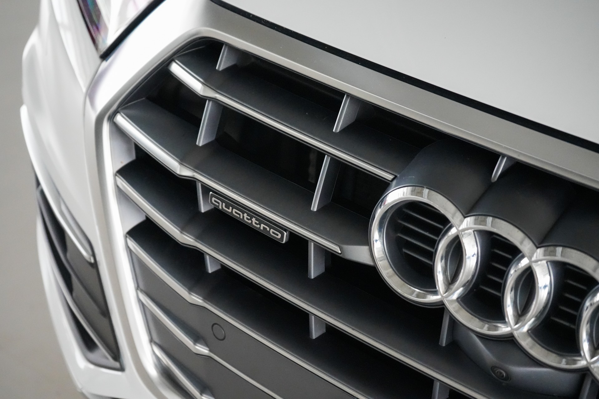 AUDI Q5 40 TDI sport quattro S-tronic-image-6