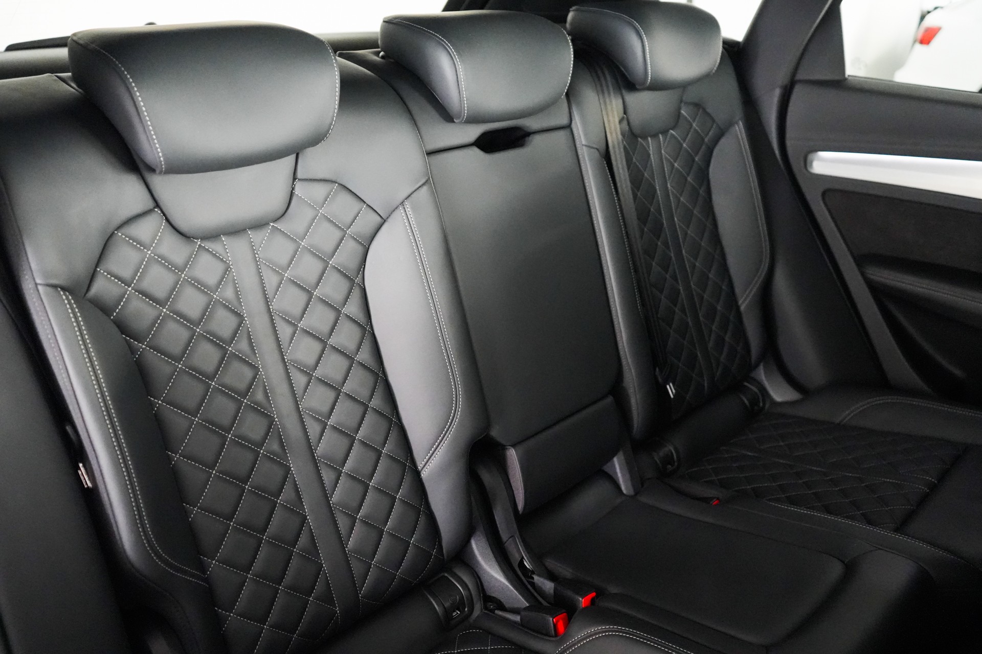 AUDI Q5 40 TDI sport quattro S-tronic-image-28