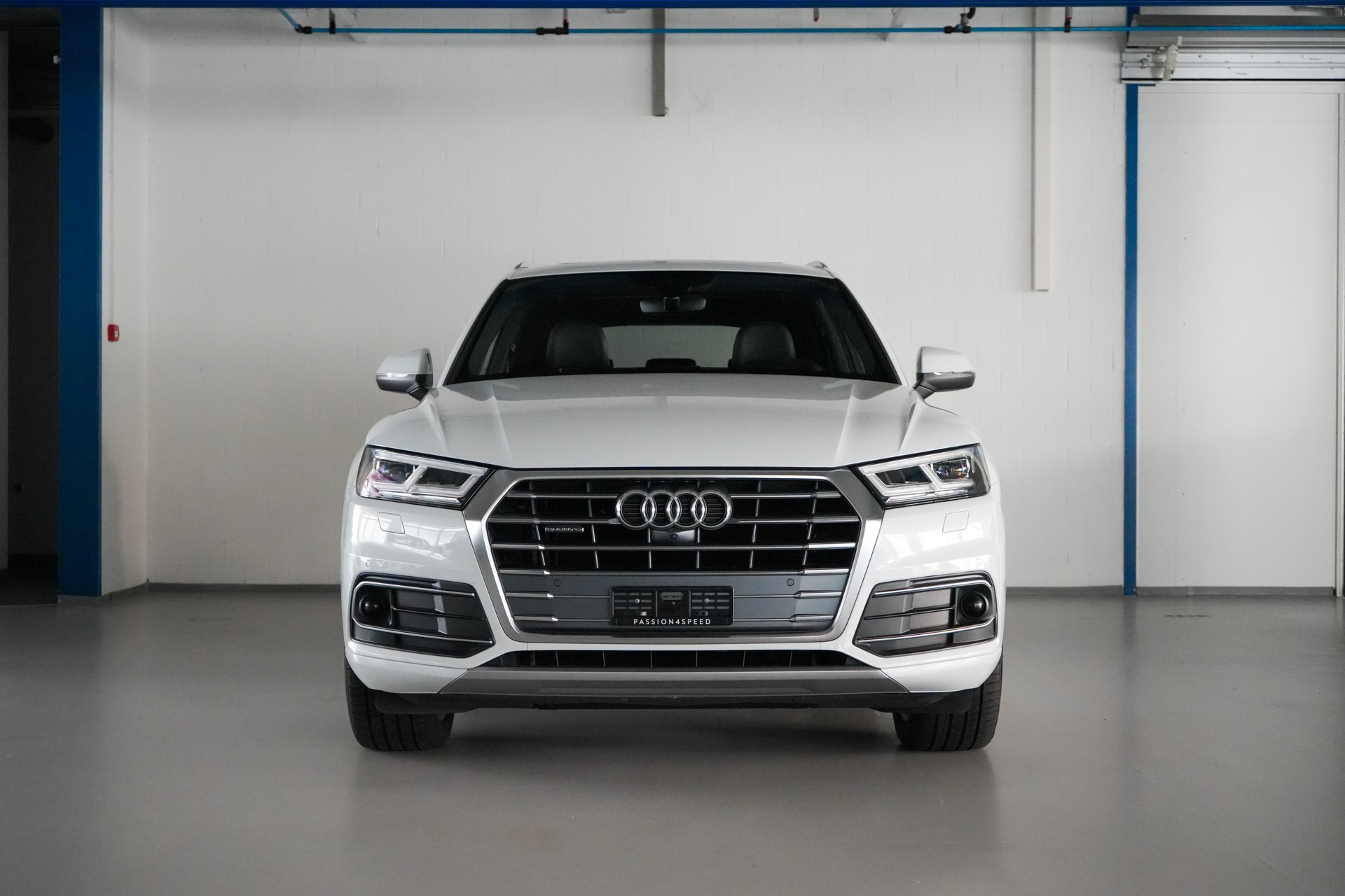 AUDI Q5 40 TDI sport quattro S-tronic-image-0