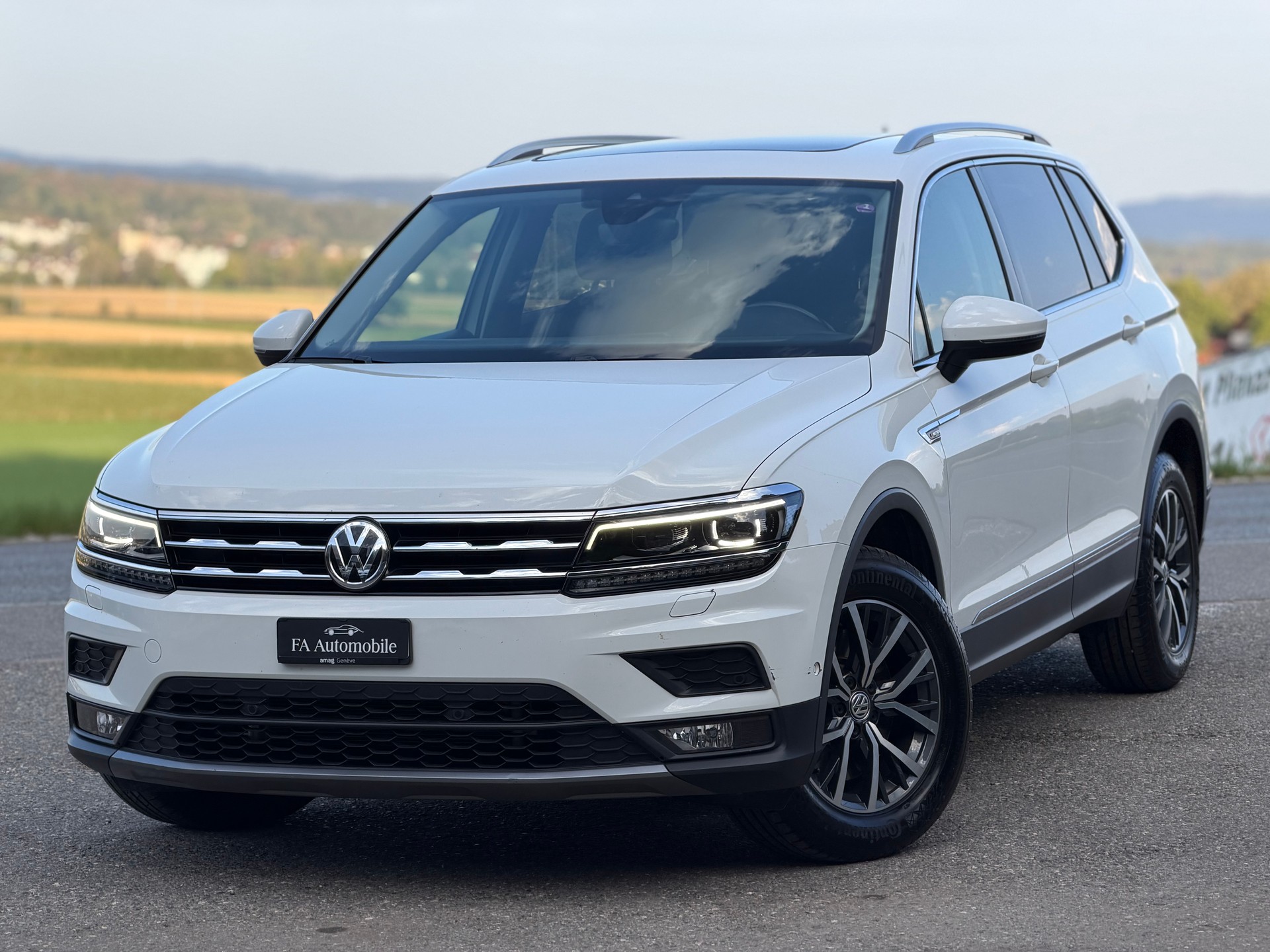 VW Tiguan Allspace 2.0TSI Comfortline 4Motion DSG-image-0