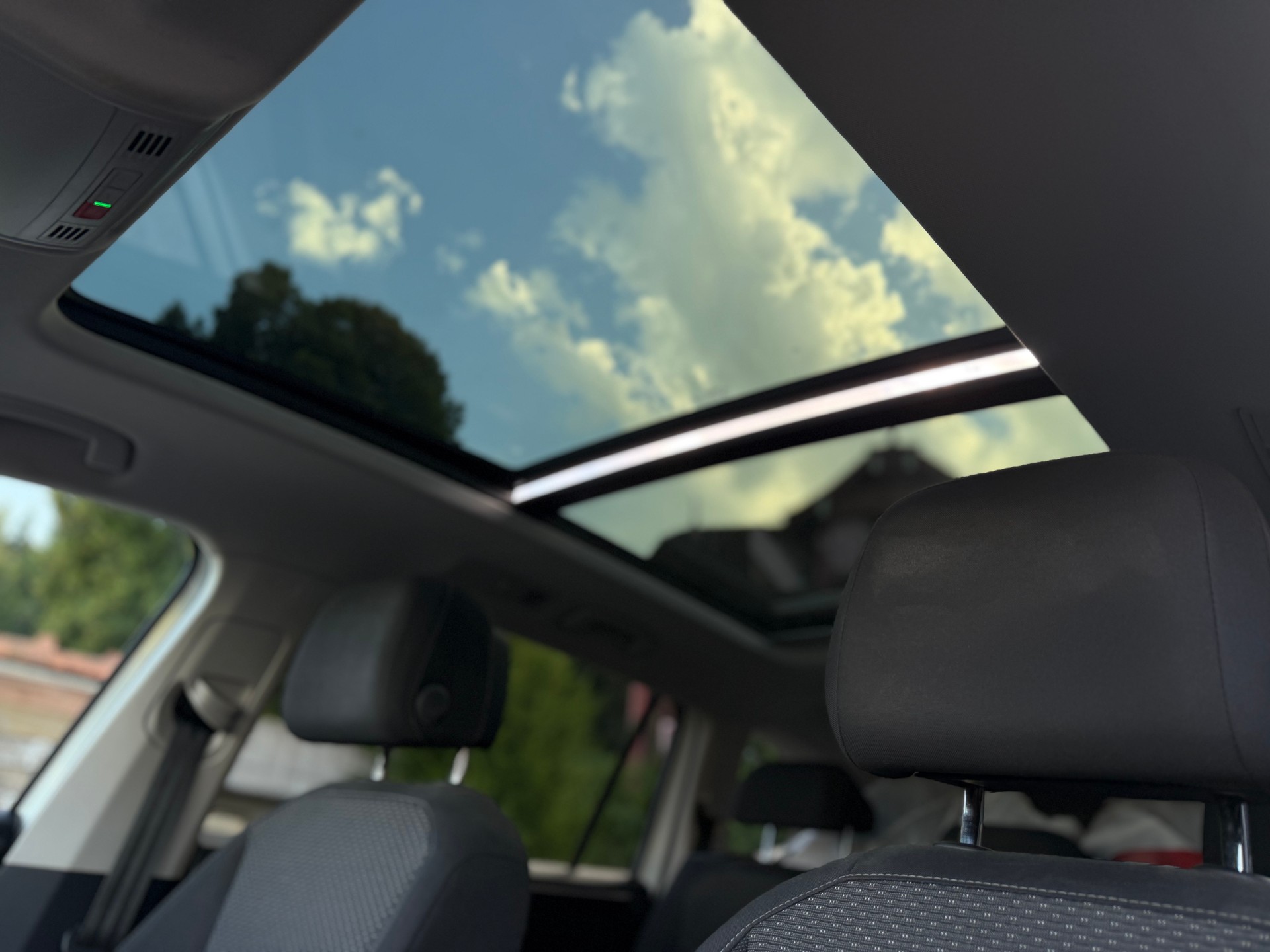 VW Tiguan Allspace 2.0TSI Comfortline 4Motion DSG-image-12