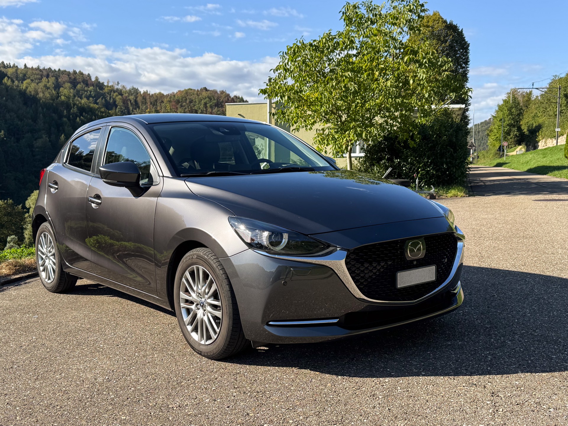 MAZDA SKYACTIV-G 90 Mild Hybrid Revolution-image-2