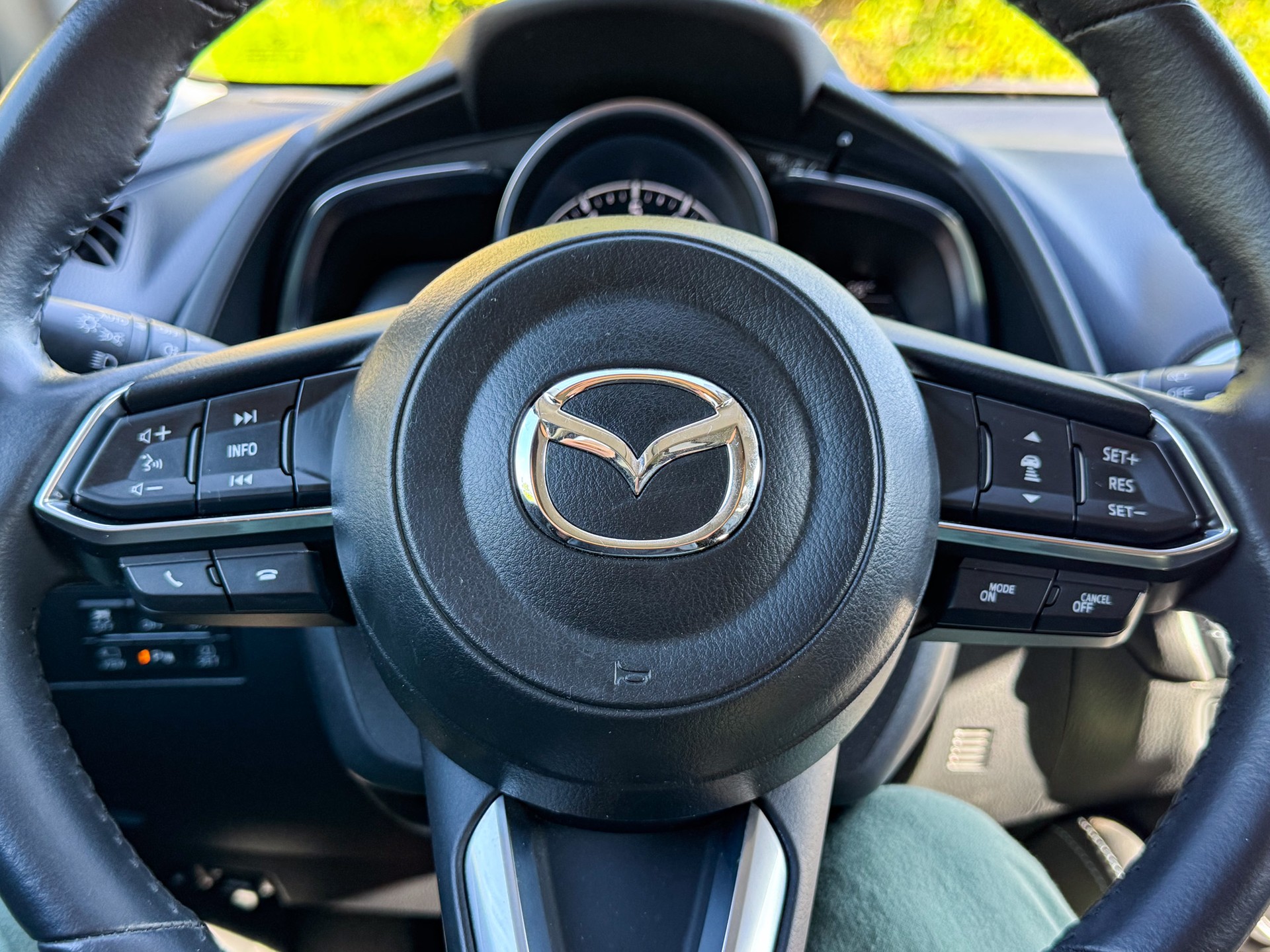 MAZDA SKYACTIV-G 90 Mild Hybrid Revolution-image-13