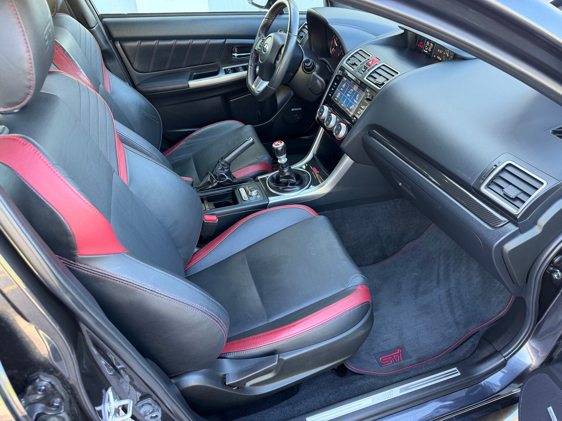 SUBARU WRX 2.5 Turbo 4WD STI Sport S-image-12