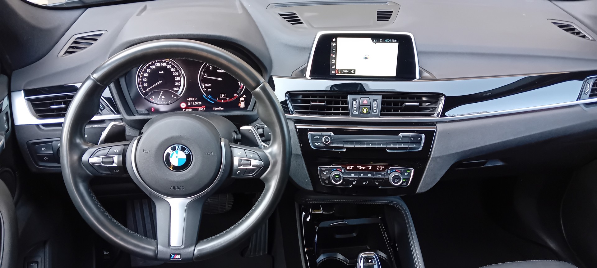 BMW X1 xDrive 20i M Sport Steptronic-image-18