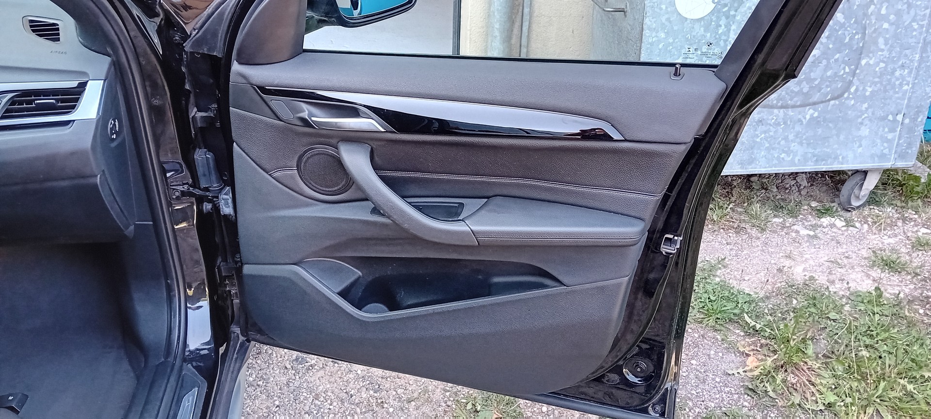 BMW X1 xDrive 20i M Sport Steptronic-image-17