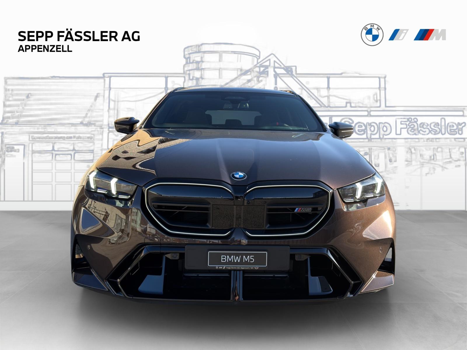 BMW M5 Touring-image-7