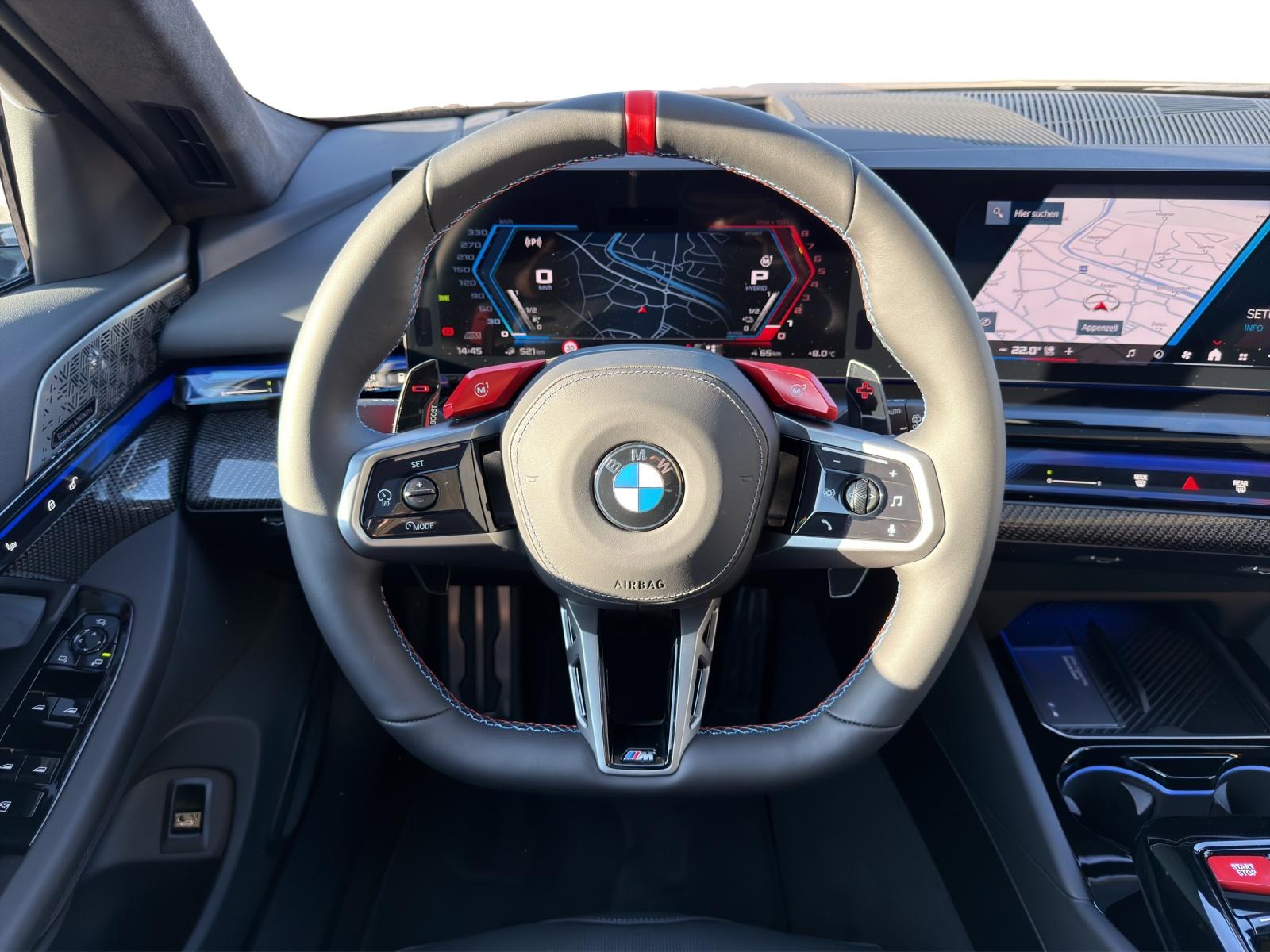 BMW M5 Touring-image-10