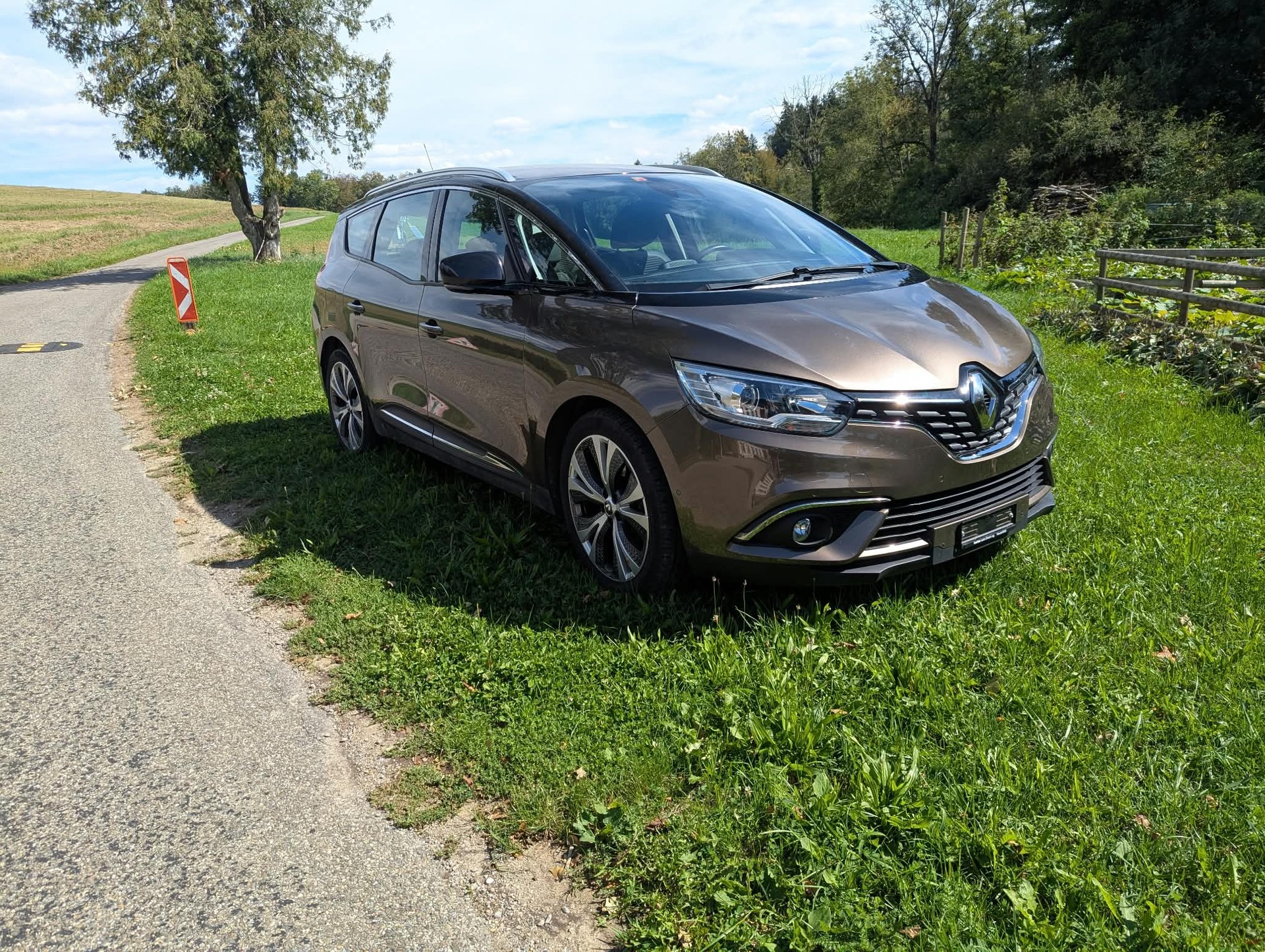 RENAULT 1.6 dCi Zen-image-1