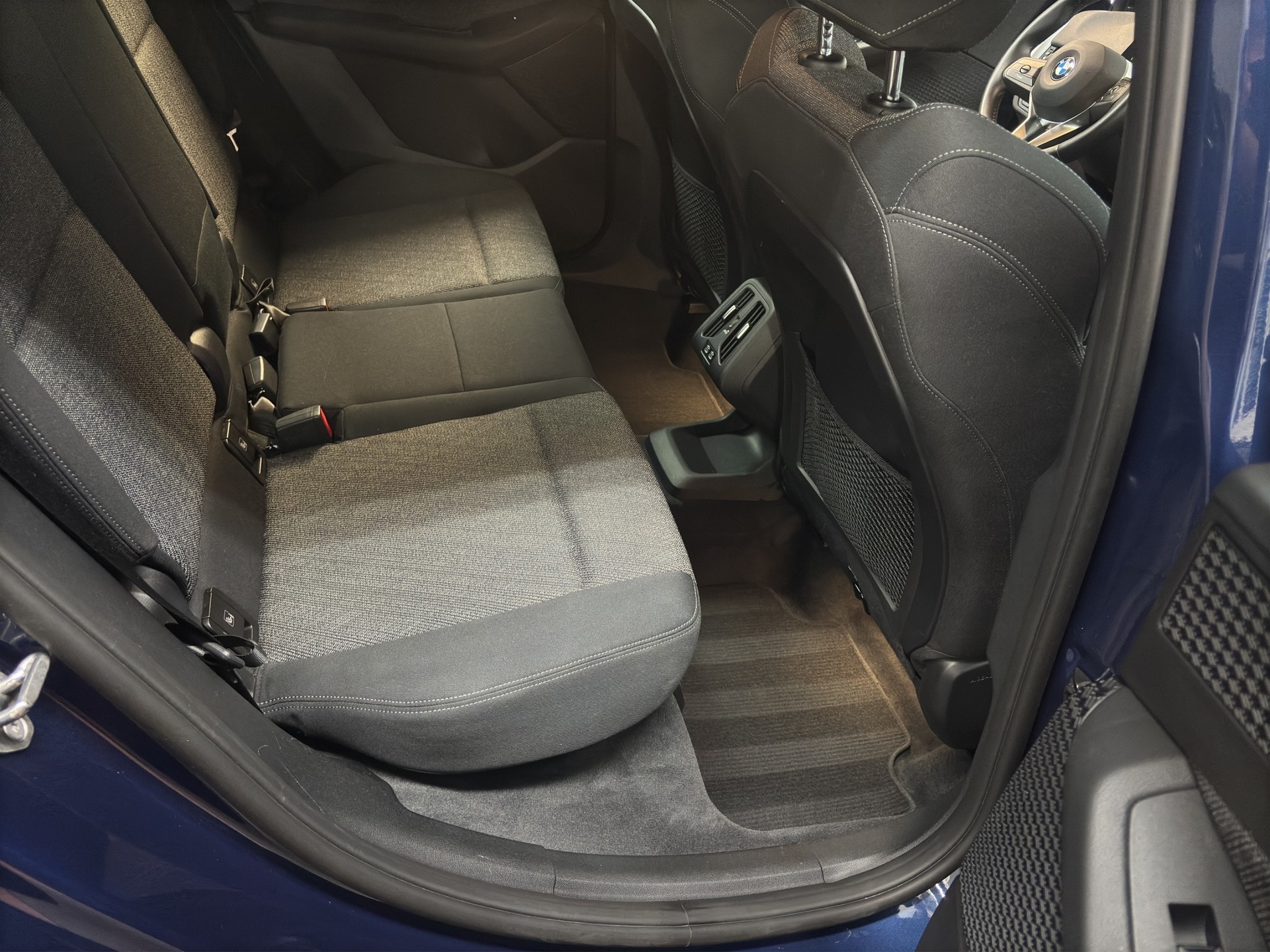 BMW 218d Active Tourer DKG-image-20