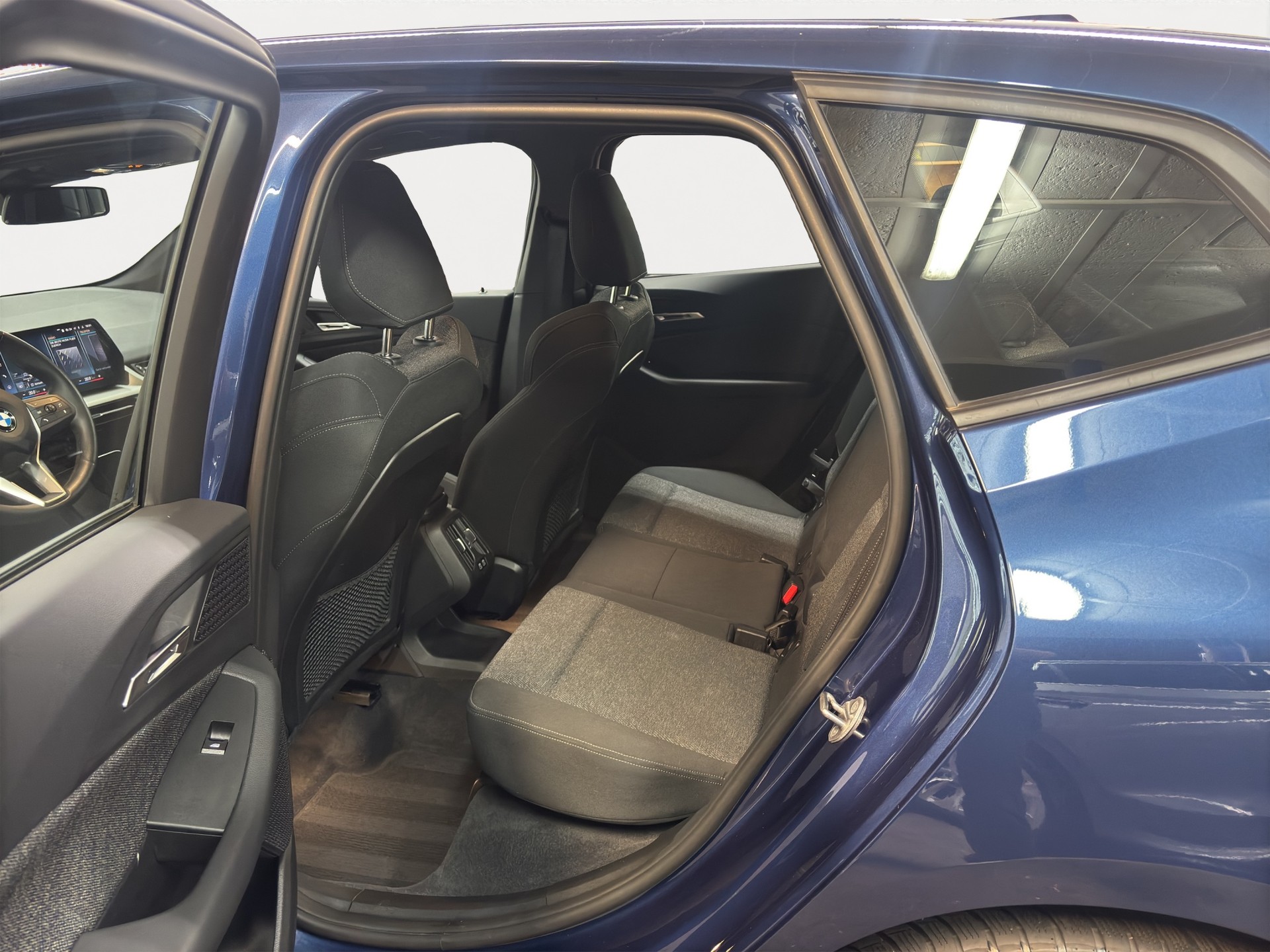 BMW 218d Active Tourer DKG-image-12