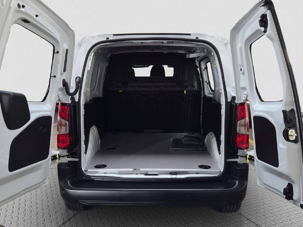 TOYOTA PROACE CITY Van L1 1.5 D Active-image-10