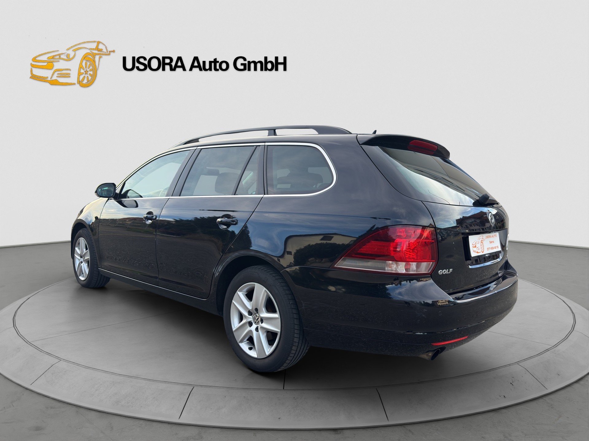 VW Golf Variant 1.6 TDI BMT Team DSG-image-4