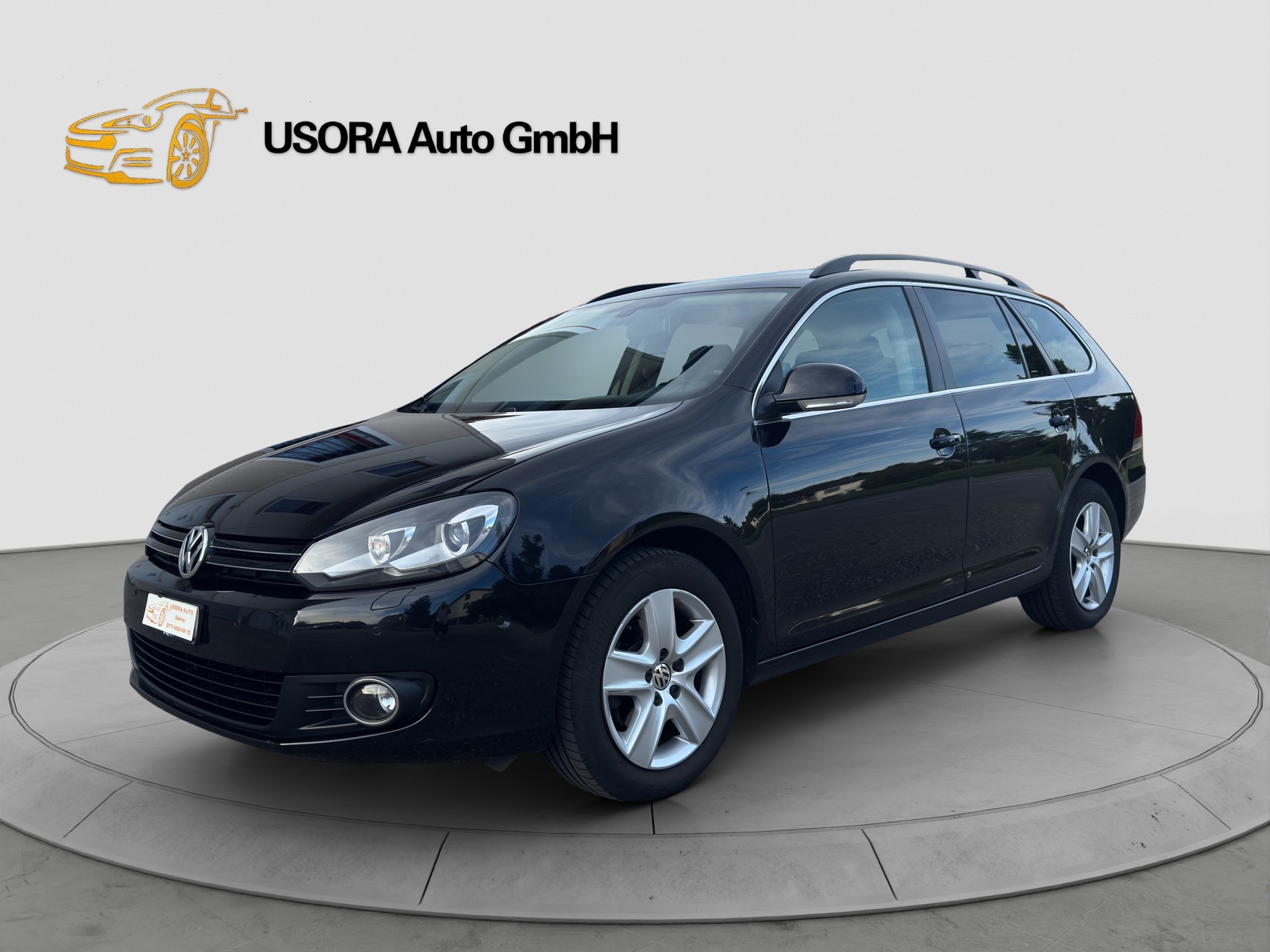 VW Golf Variant 1.6 TDI BMT Team DSG-image-1