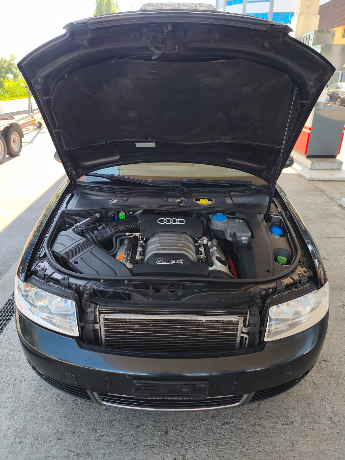 AUDI A4 Avant 3.0 V6-image-14