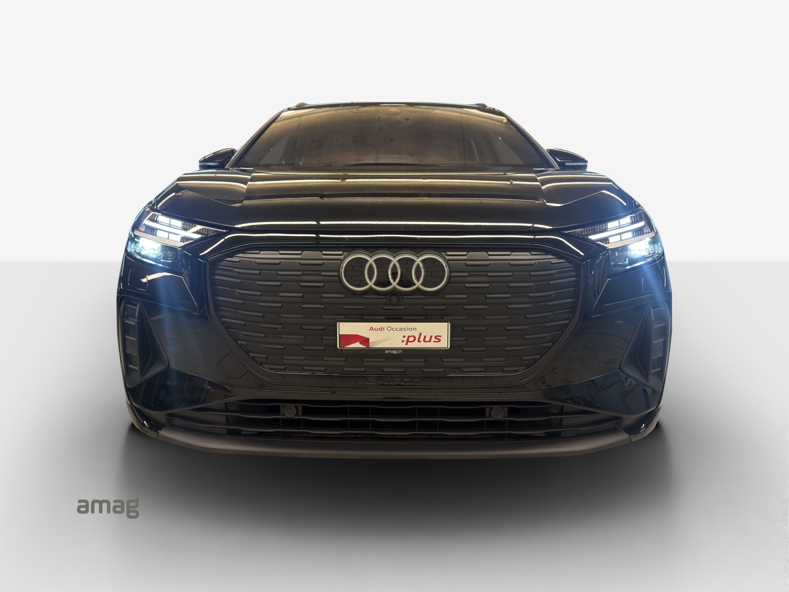 AUDI Q4 e-tron 50 quattro-image-6