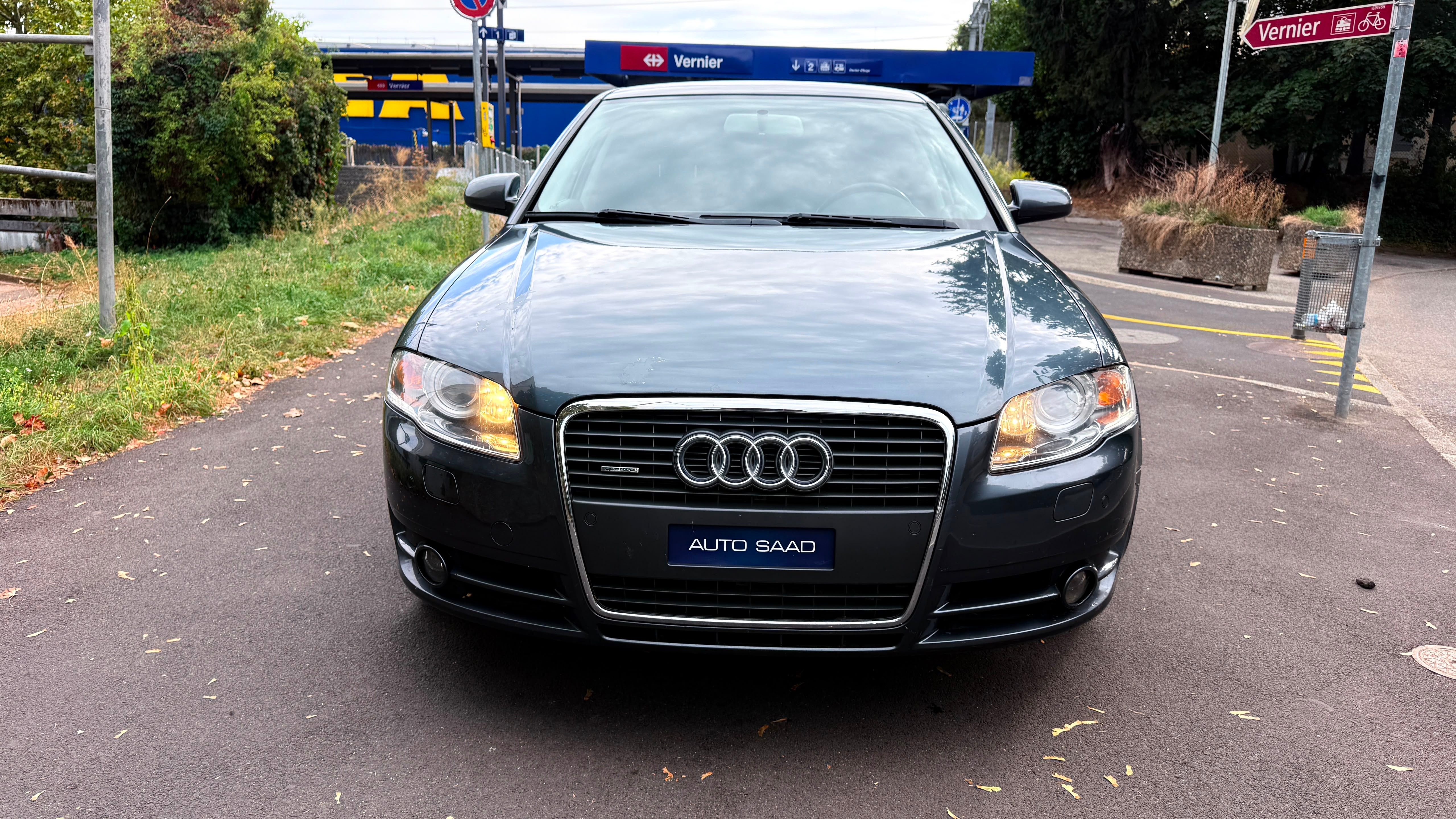 Car photo