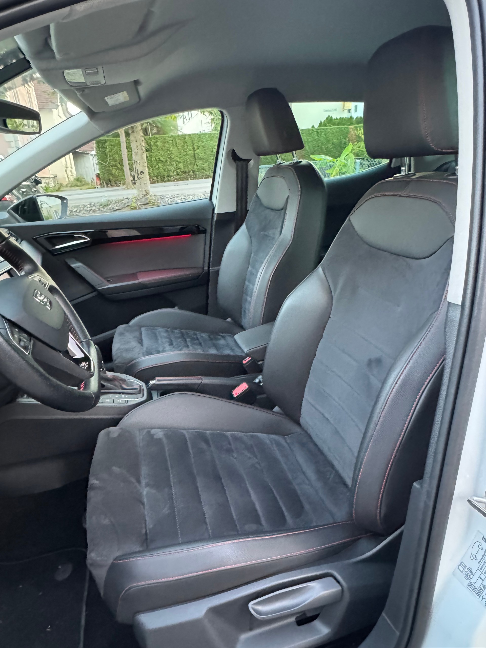 SEAT Ibiza 1.0 EcoTSI DSG Swiss FR-image-13